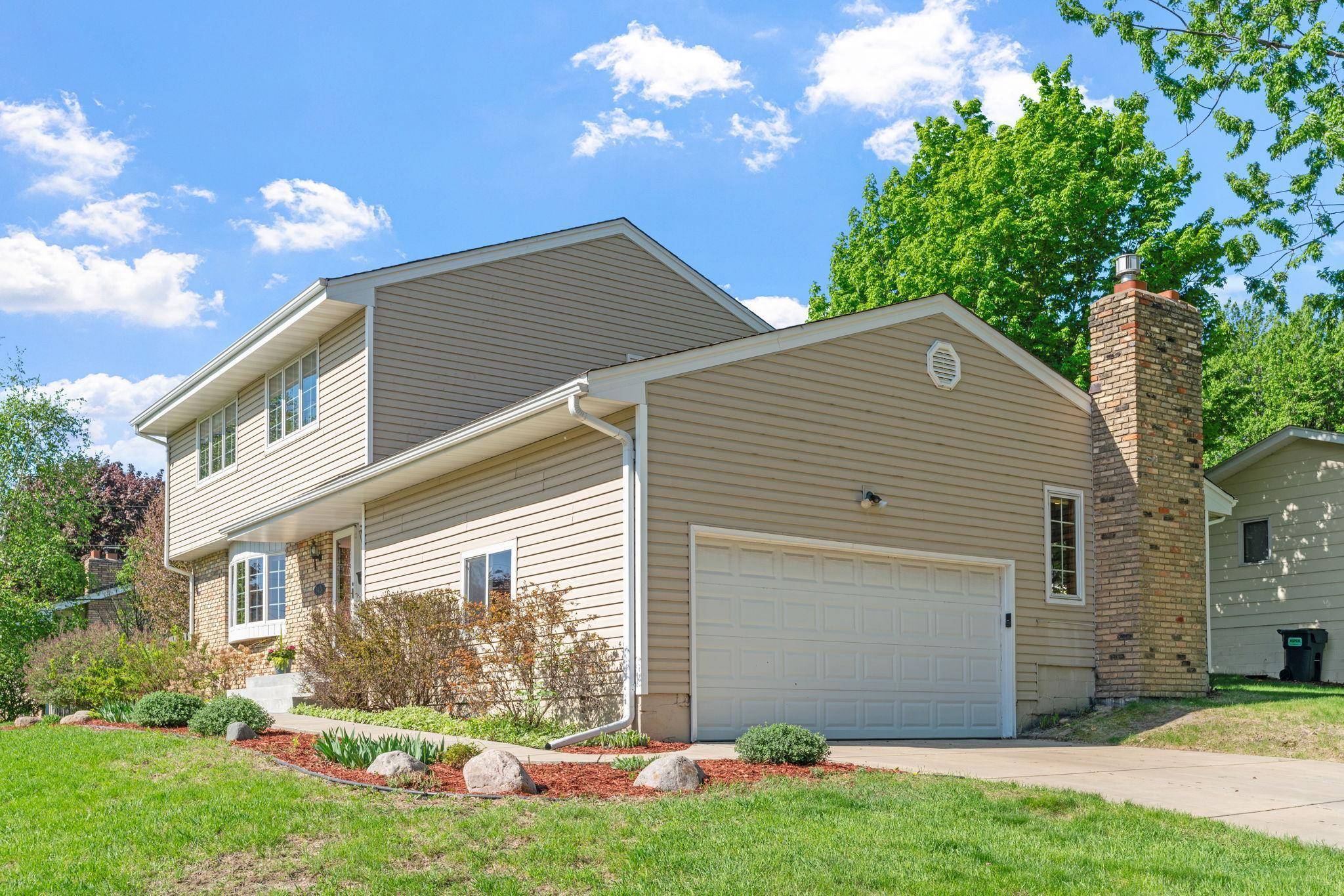 Saint Anthony, MN 55418,3424 Croft DR