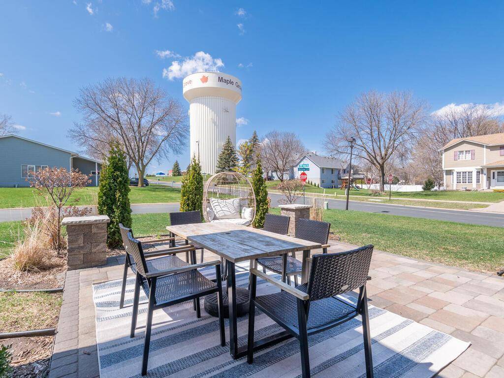 Maple Grove, MN 55369,15437 95th AVE N