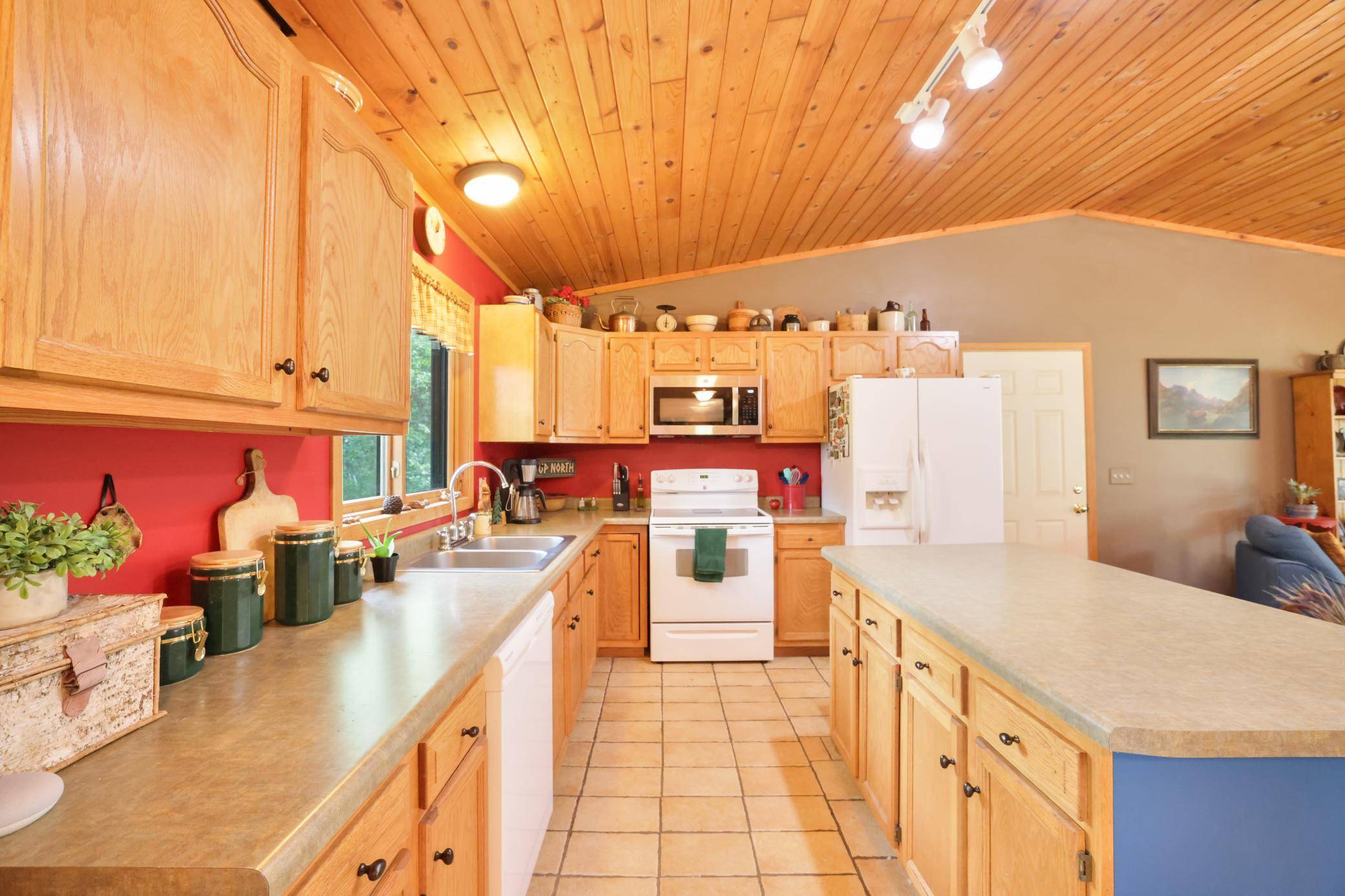 Jenkins, MN 56474,34310 Summer AVE