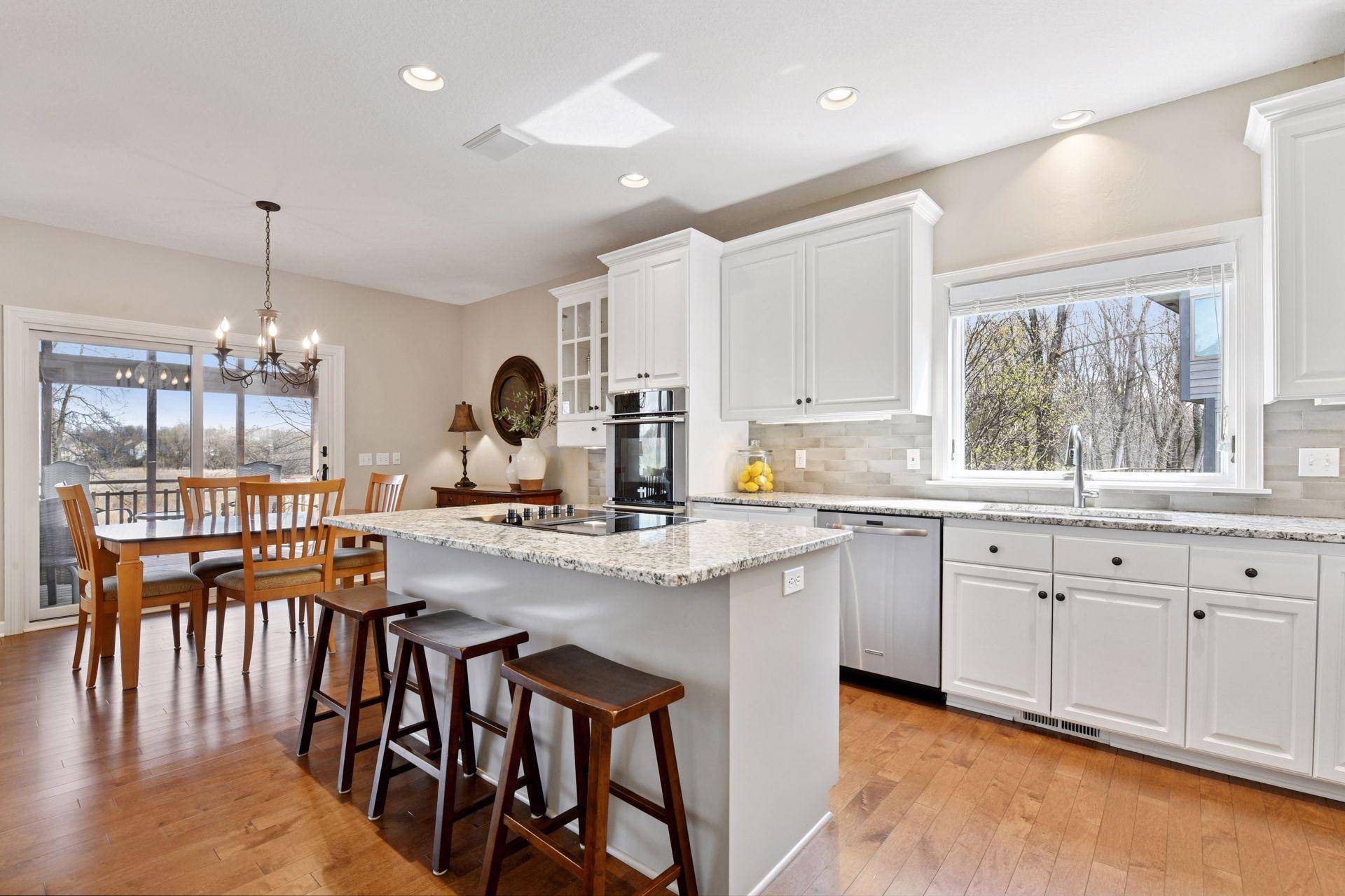 Chanhassen, MN 55317,2543 Bridle Creek TRL
