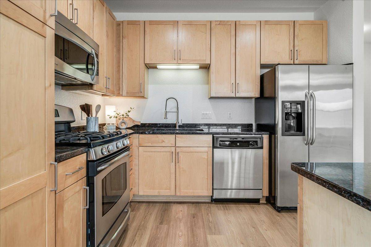 Minneapolis, MN 55407,2929 21st AVE S #301