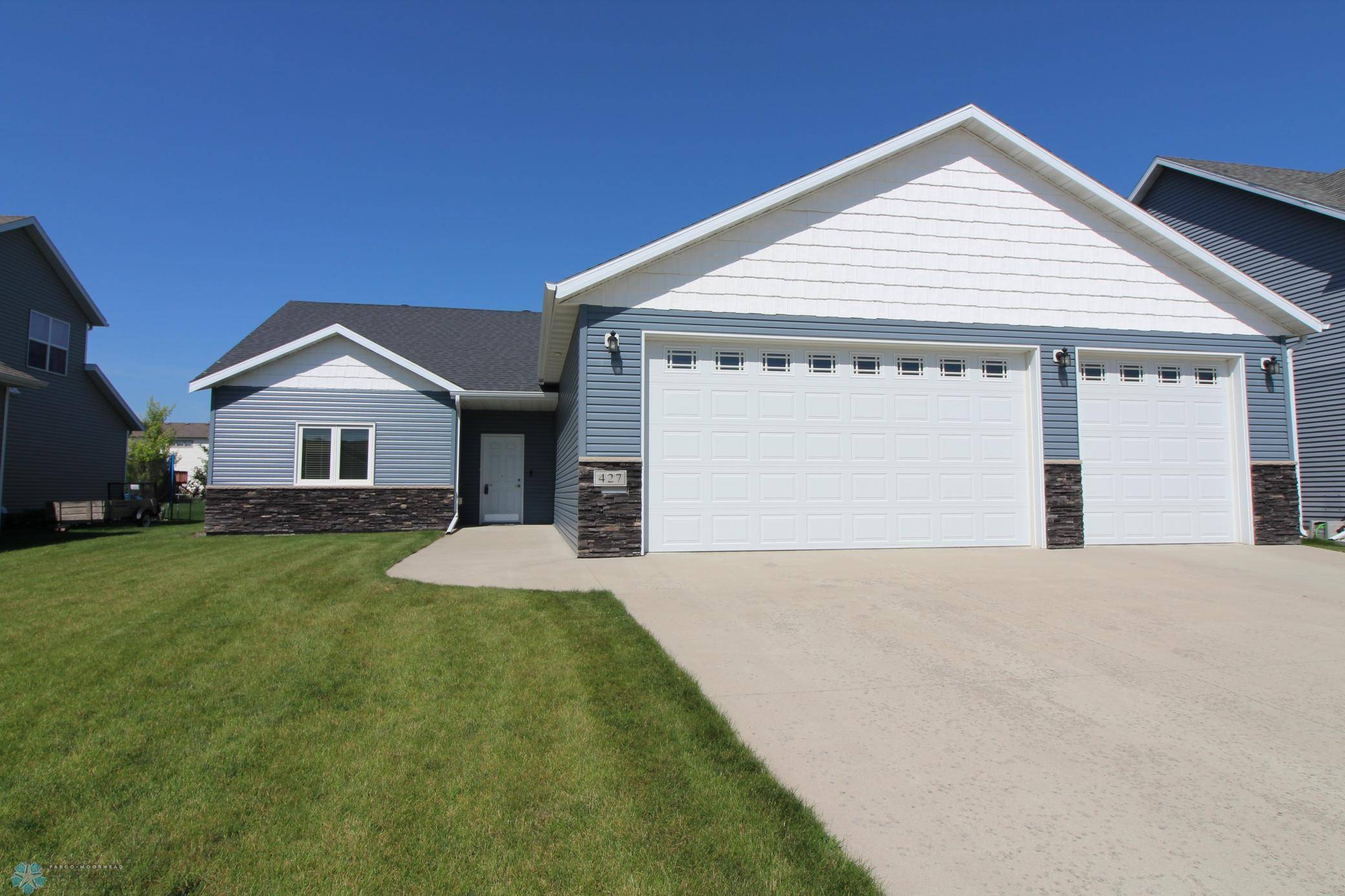 Moorhead, MN 56560,427 33rd ST N