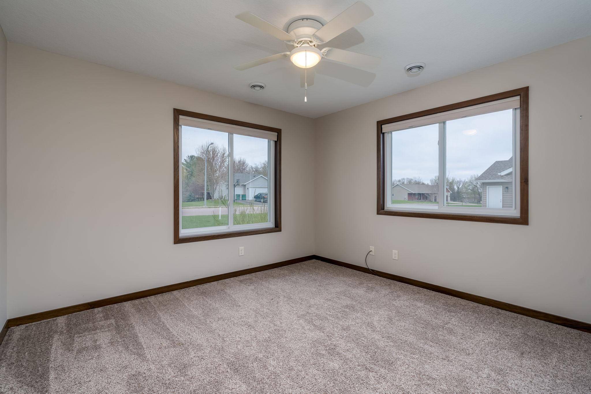 Le Sueur, MN 56058,209 Plum RUN