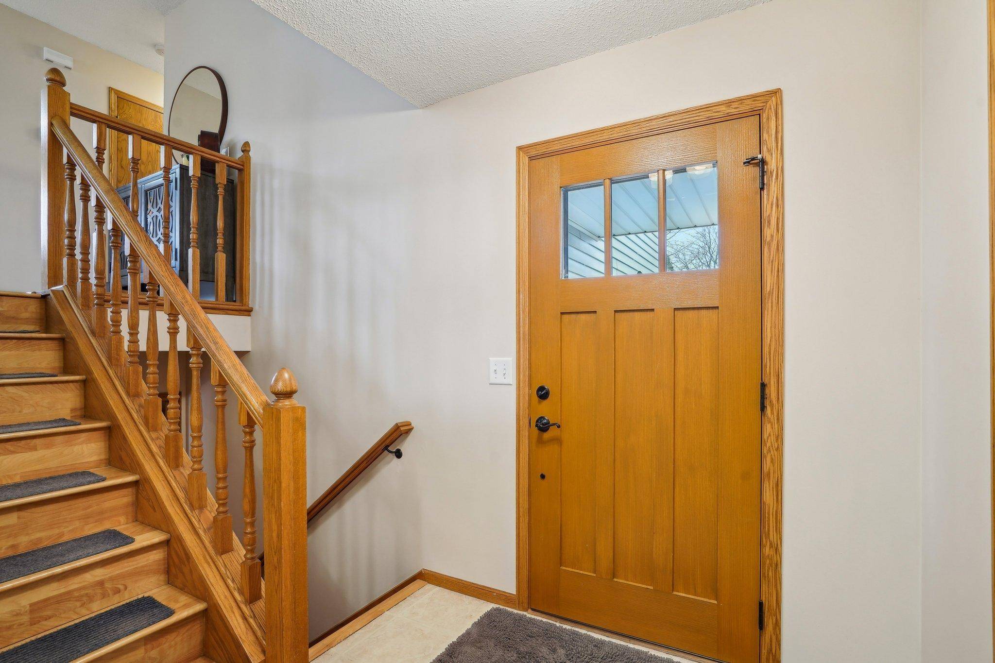 Eagan, MN 55123,936 Jefferson LN