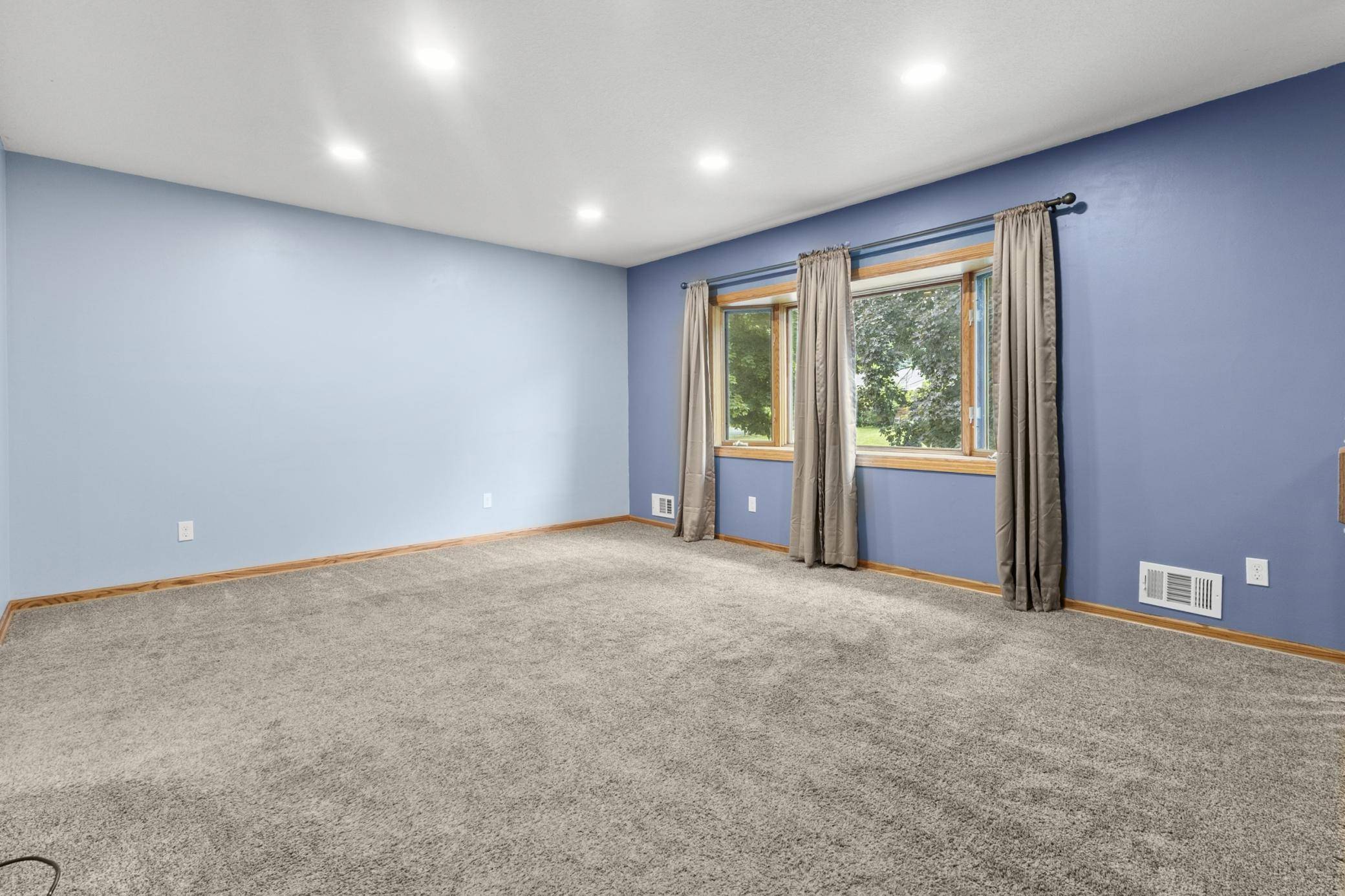 Fridley, MN 55432,5730 Polk ST NE