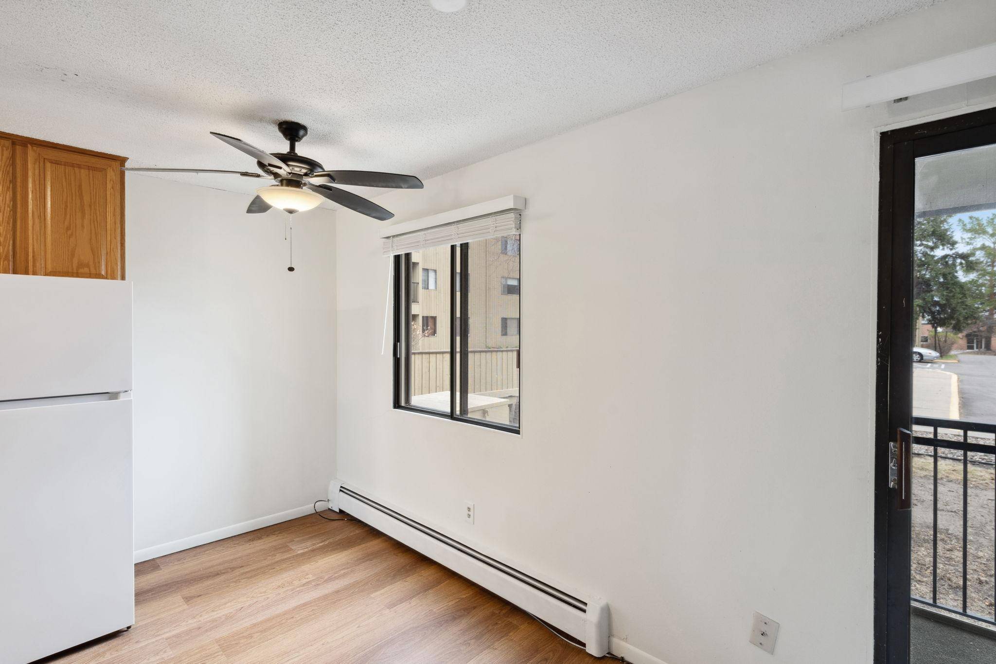 Edina, MN 55435,4101 Parklawn AVE #102