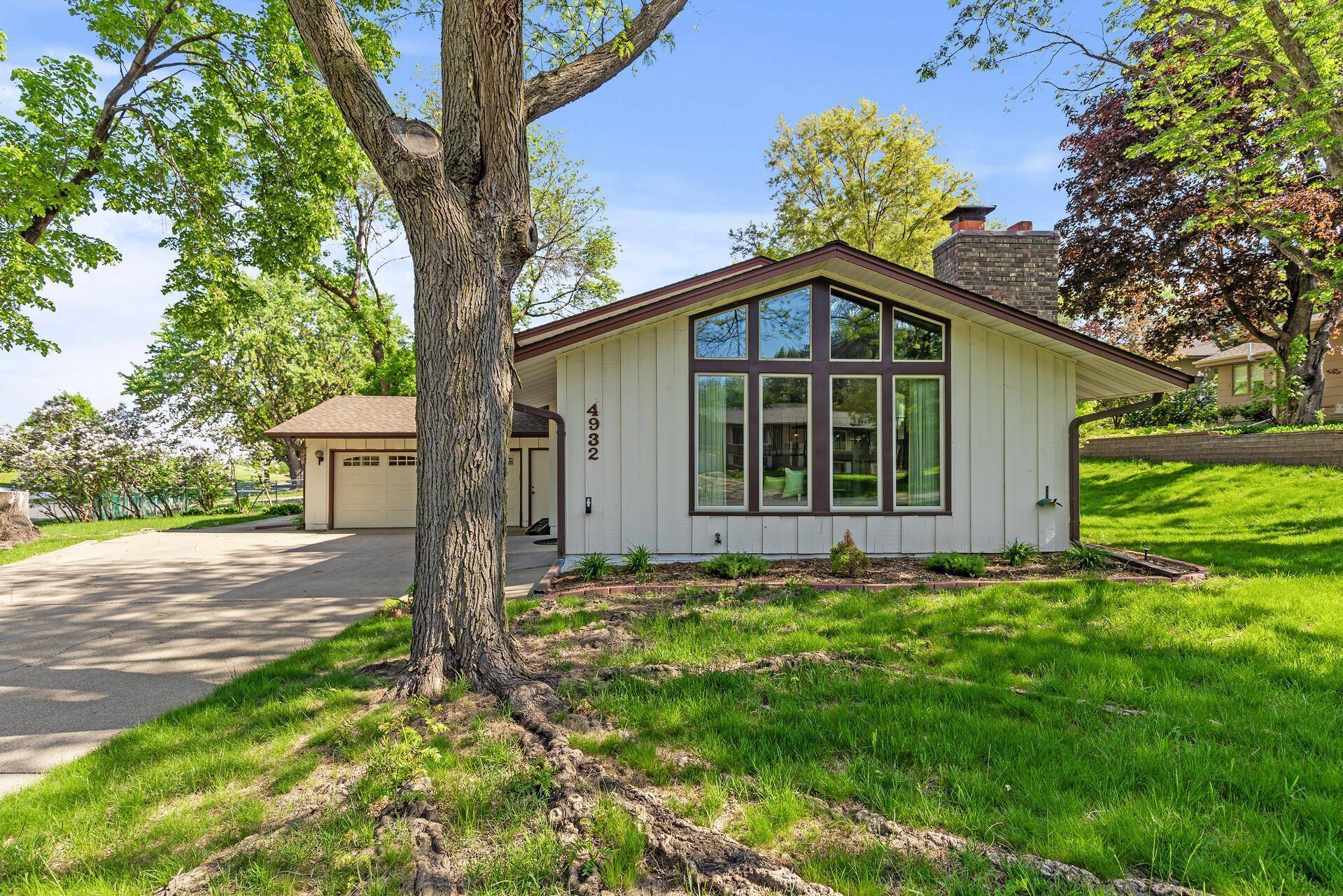 Bloomington, MN 55437,4932 W 96th ST