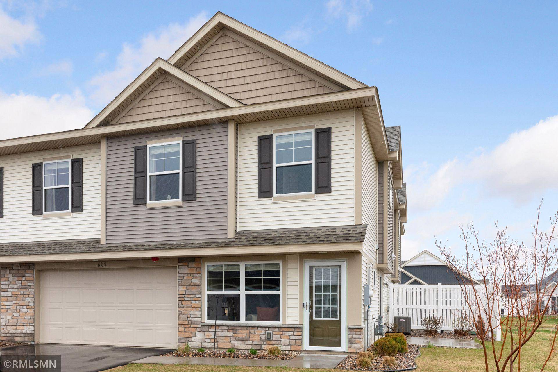 Cottage Grove, MN 55016,6115 Idler CIR S