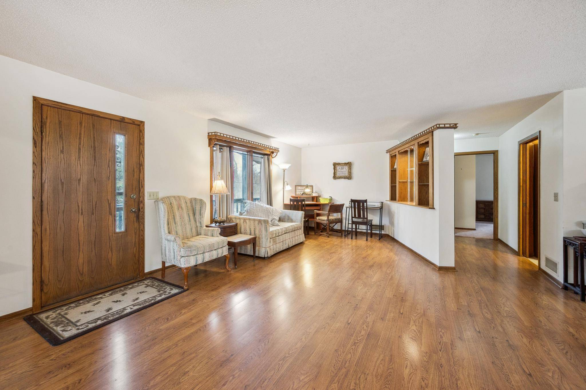 Minnetonka, MN 55305,1601 Welland AVE