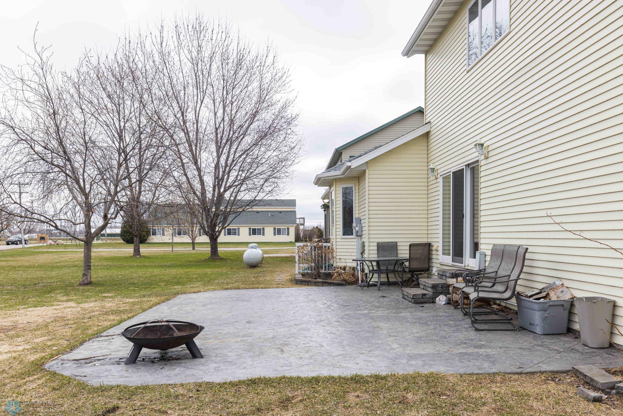 Barnesville, MN 56514,1007 3rd AVE NE