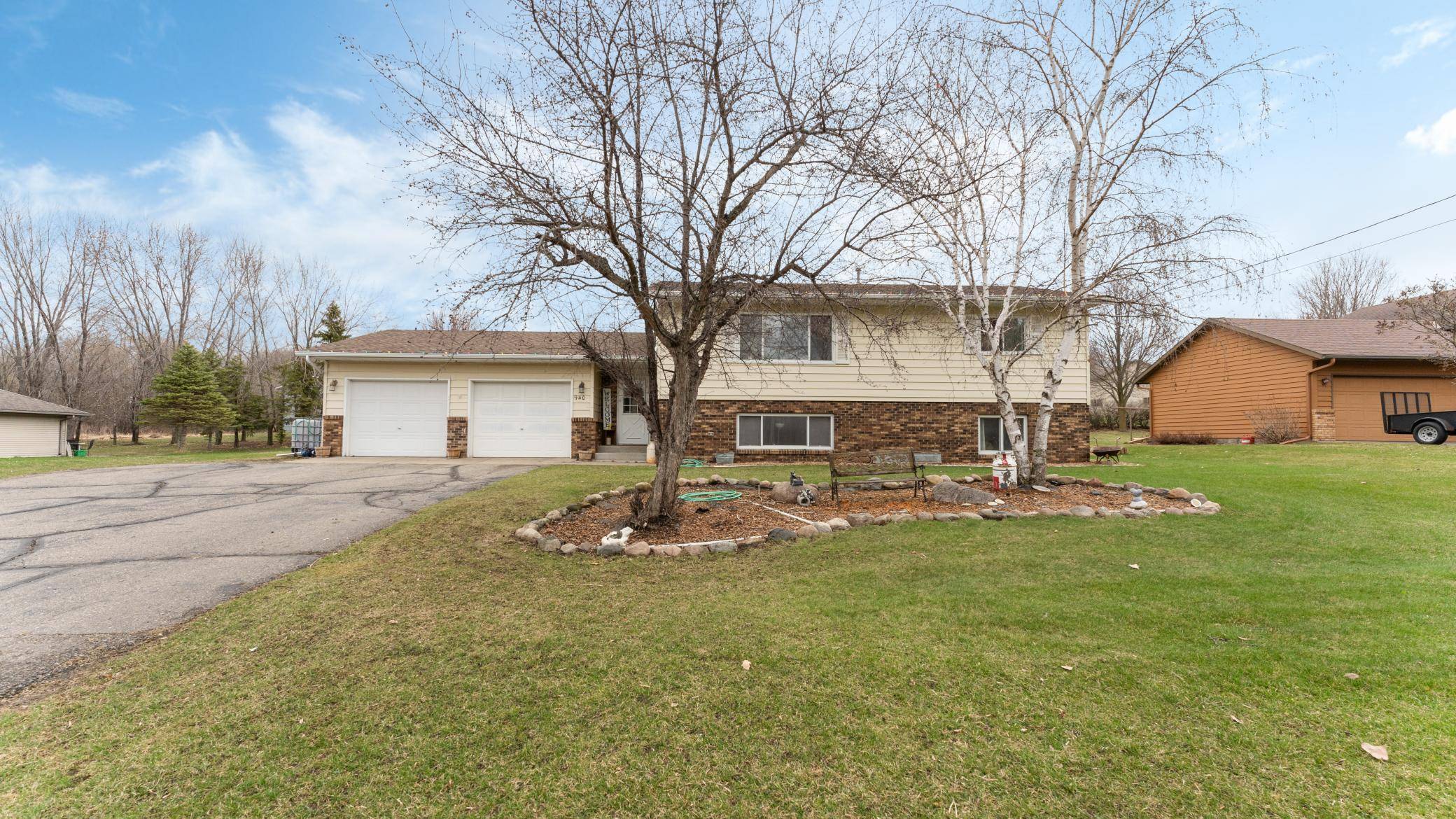Holdingford, MN 56340,940 4th ST