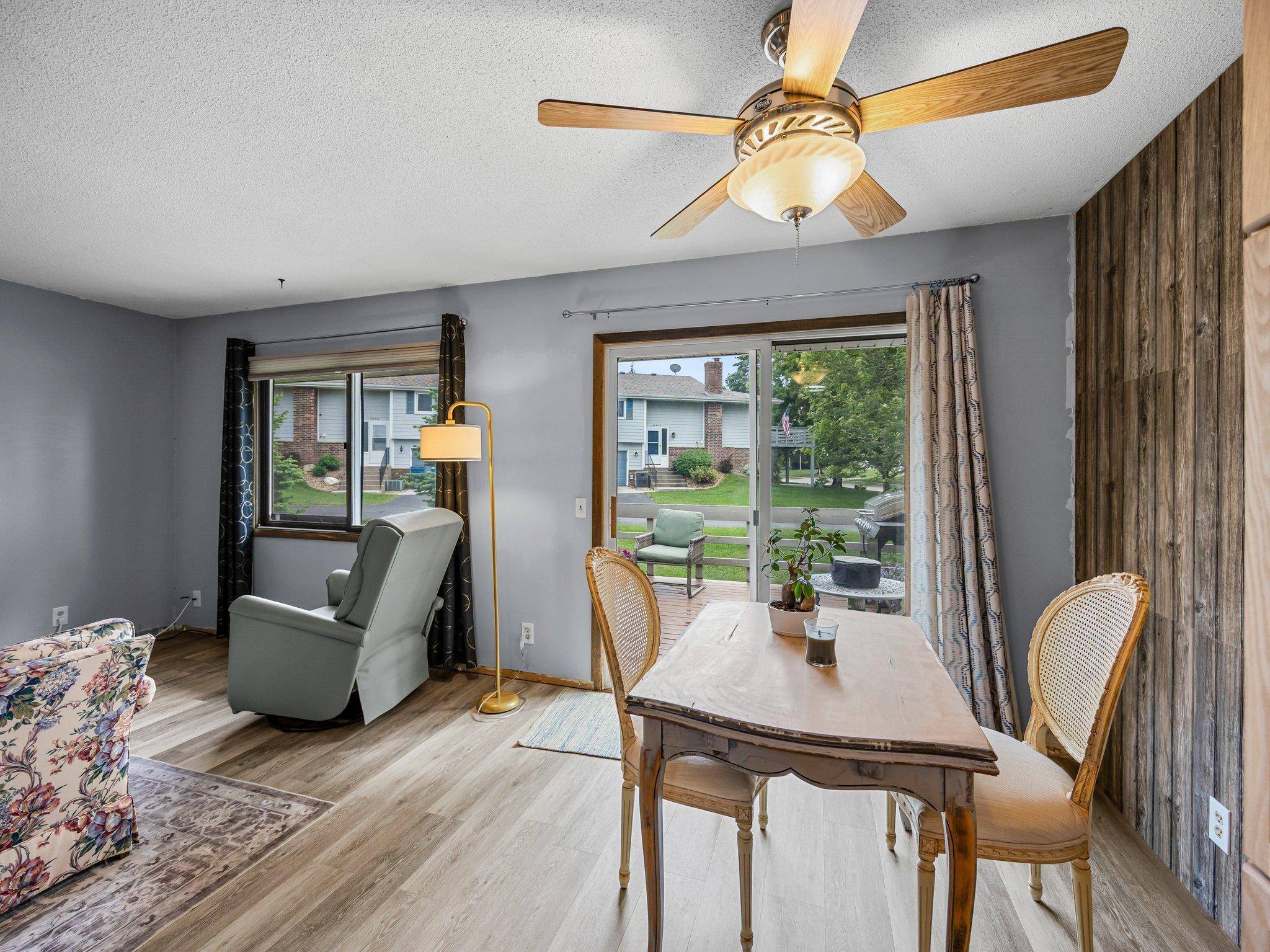 Bloomington, MN 55438,10405 Decatur AVE S