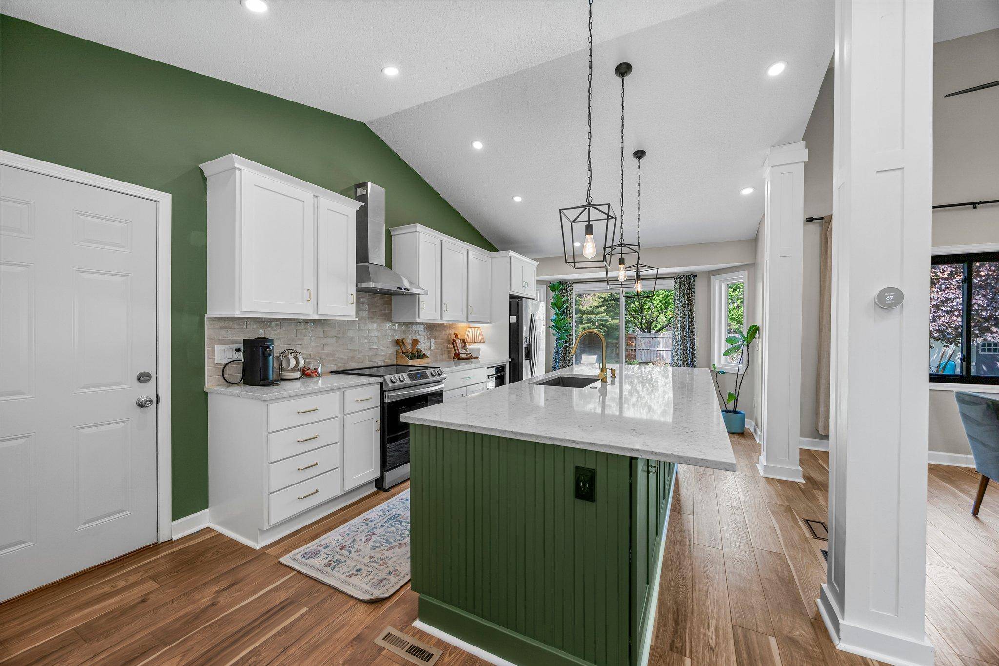 Apple Valley, MN 55124,14445 Europa AVE