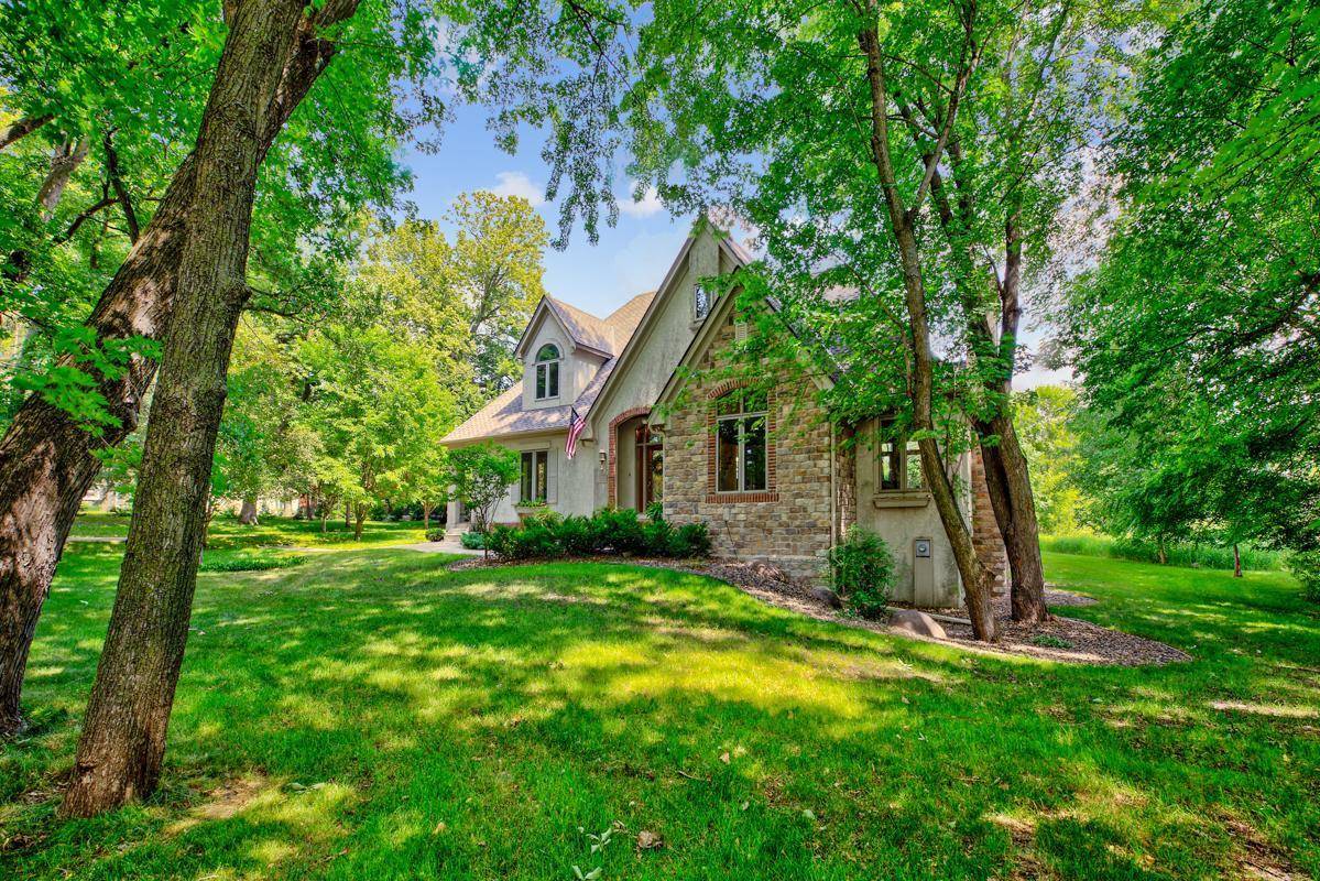 Owatonna, MN 55060,1325 Mineral Spgs RD