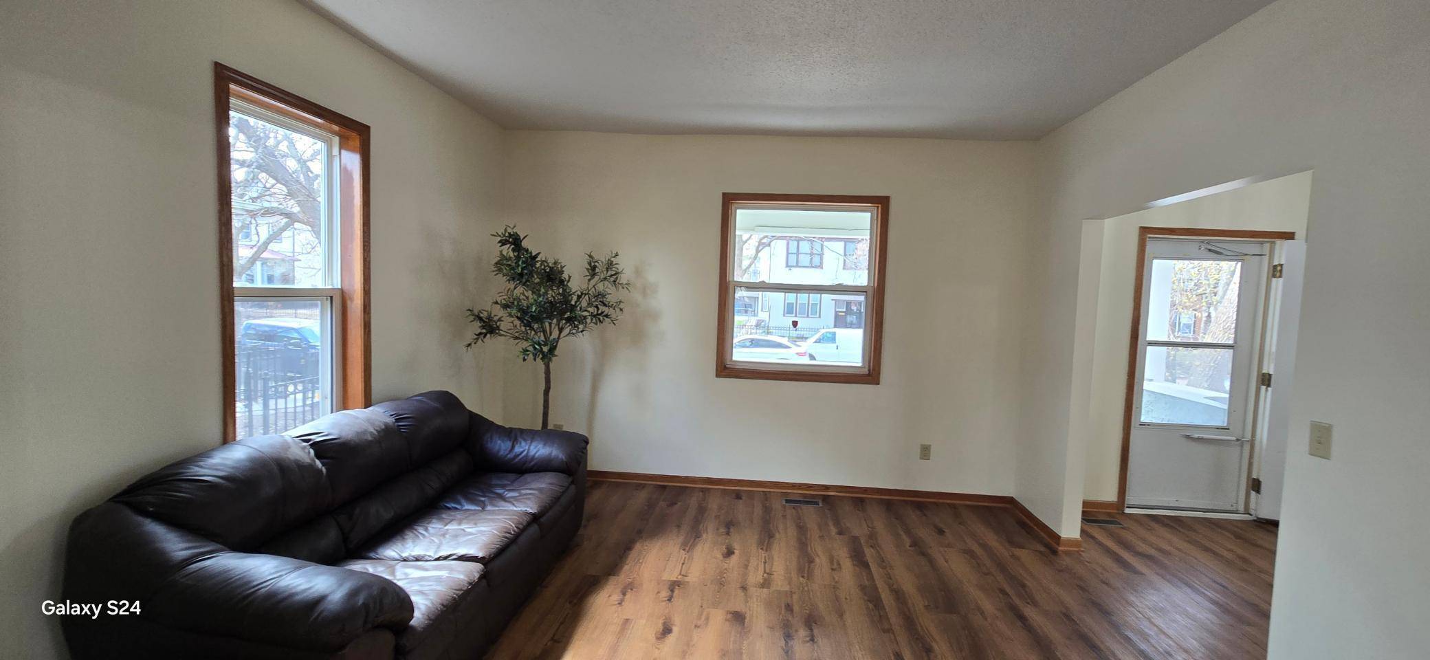 Minneapolis, MN 55408,3115 4th AVE S