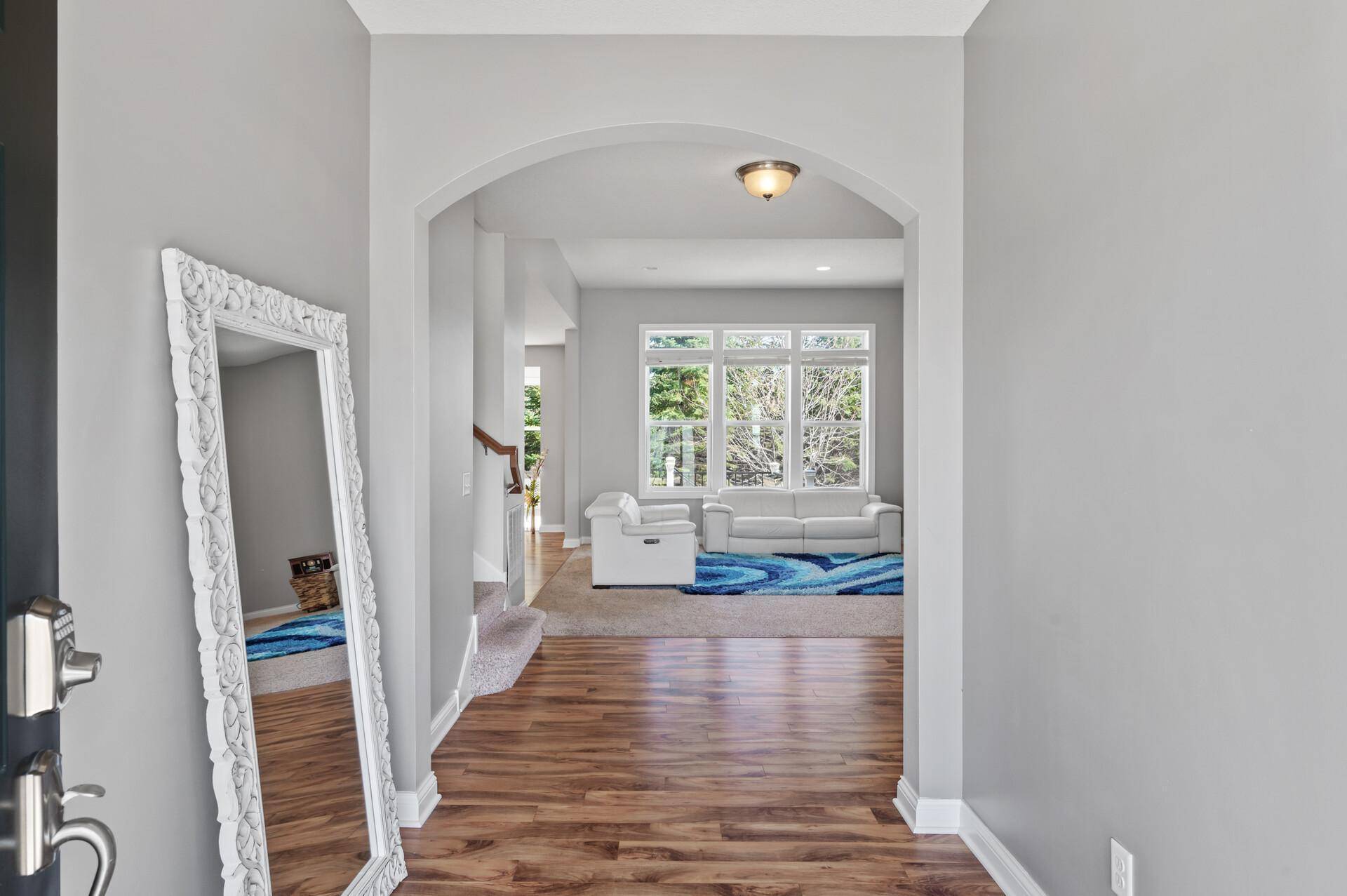 Eden Prairie, MN 55347,9181 Harrow WAY
