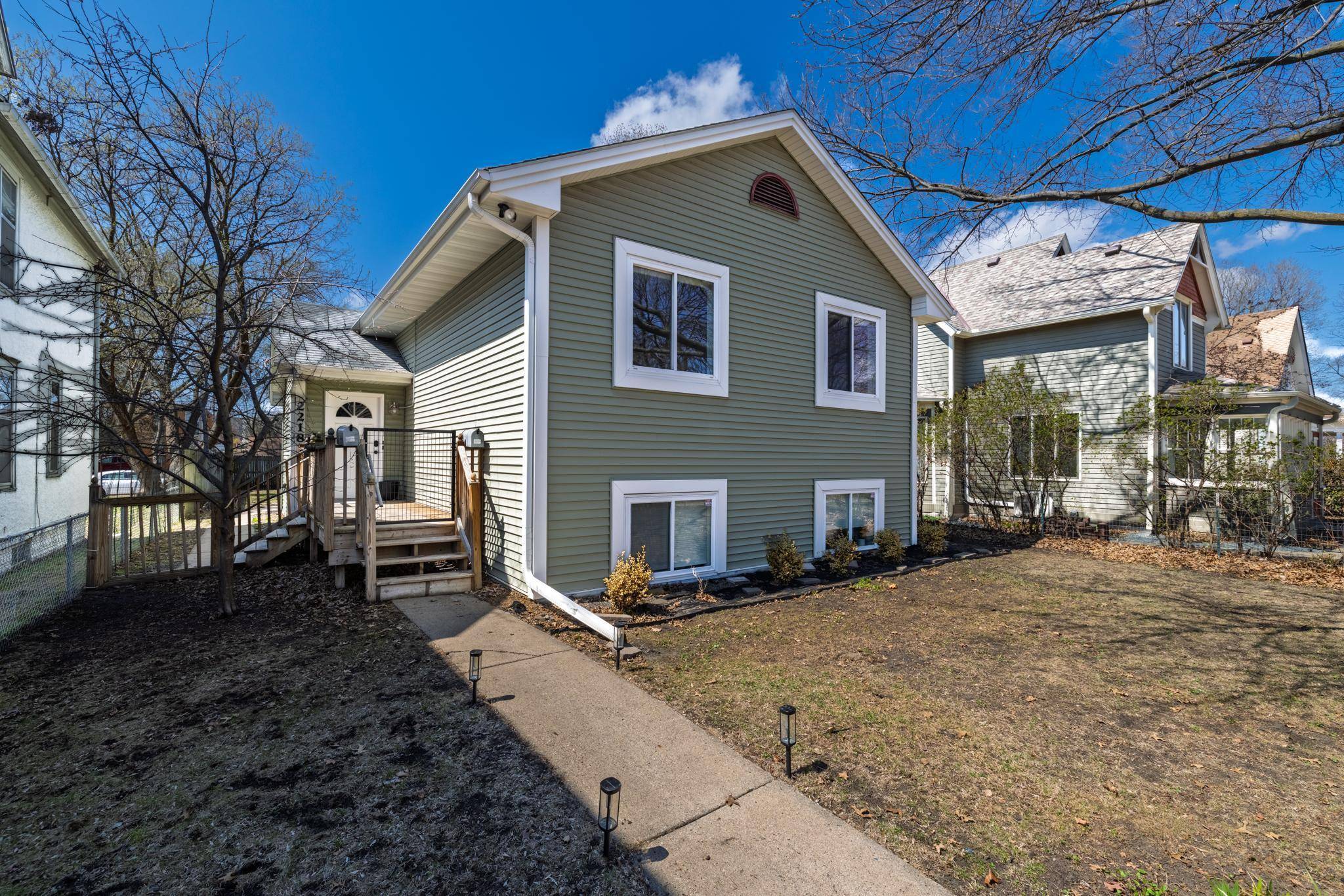 Minneapolis, MN 55404,2218 22nd AVE S
