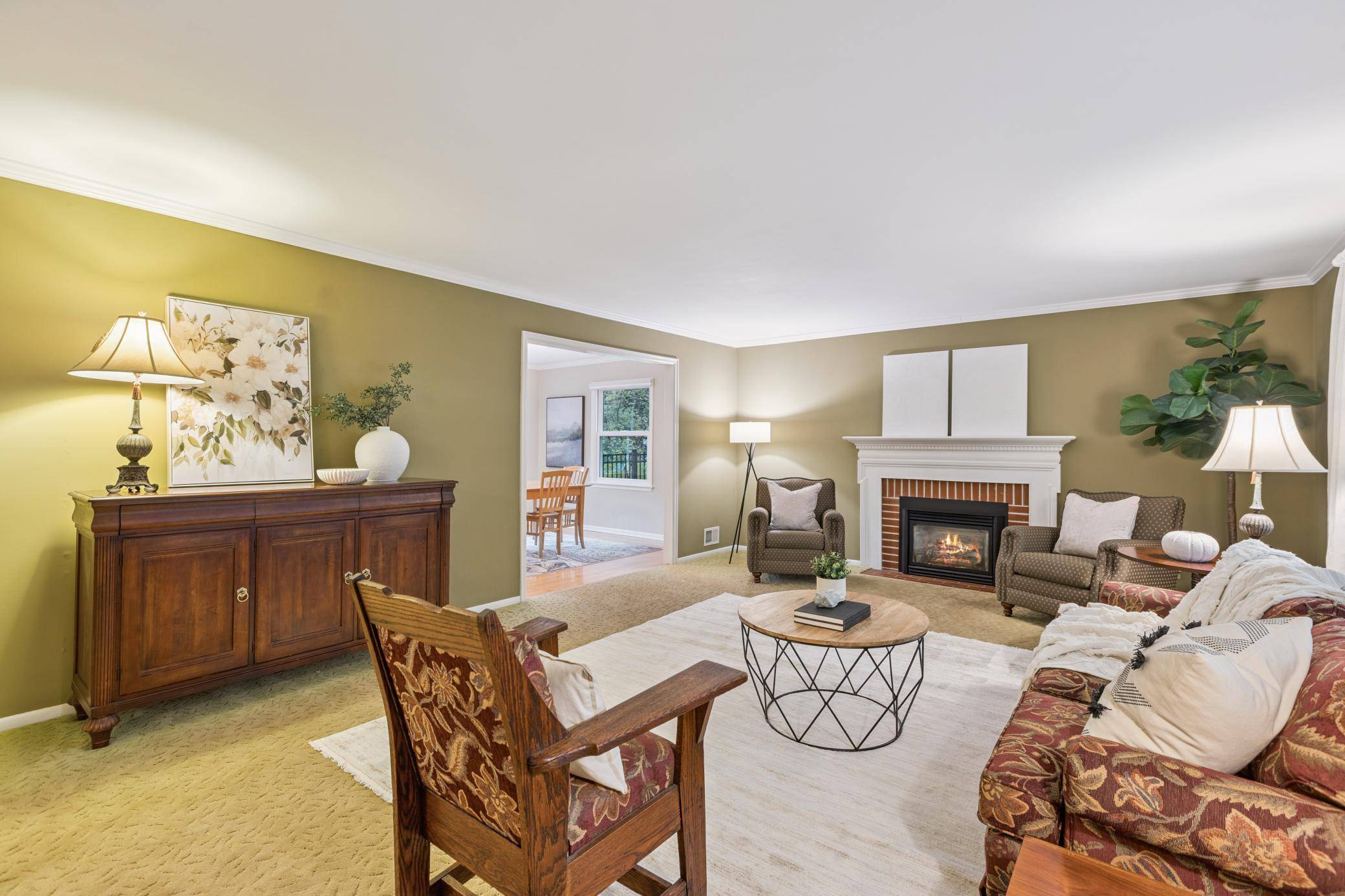 Minnetonka, MN 55391,15325 Holdridge DR E