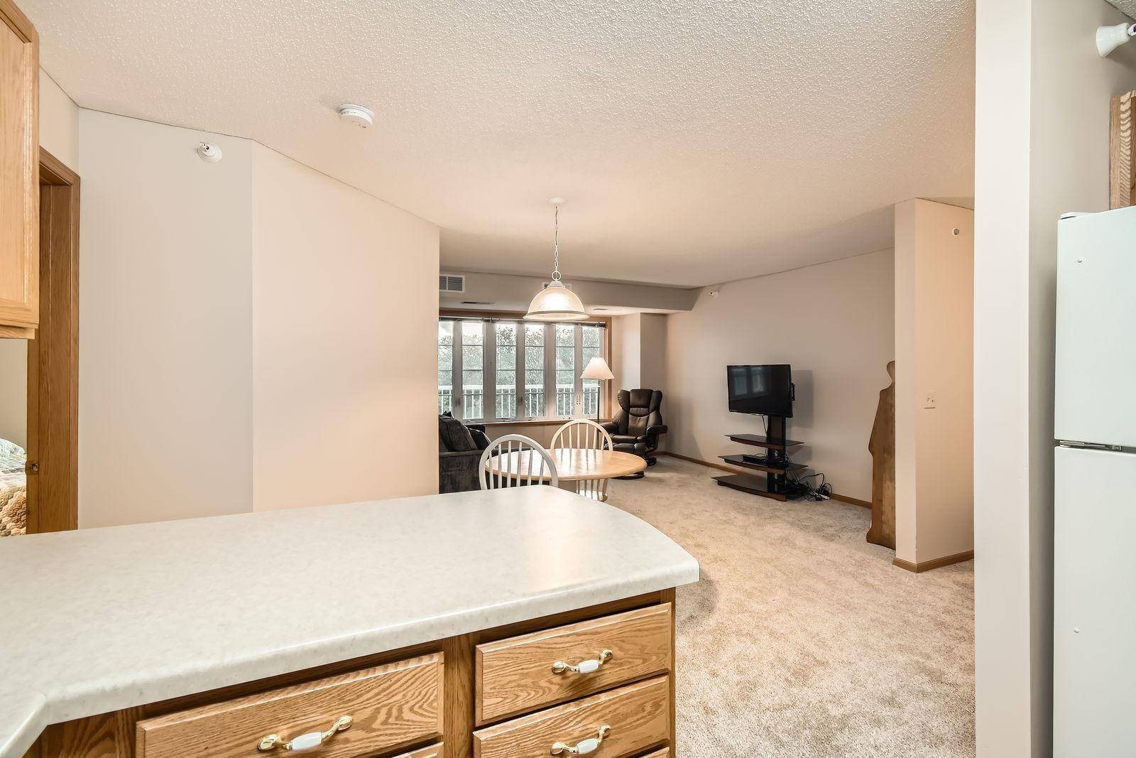 New Hope, MN 55428,5650 Boone AVE N #315