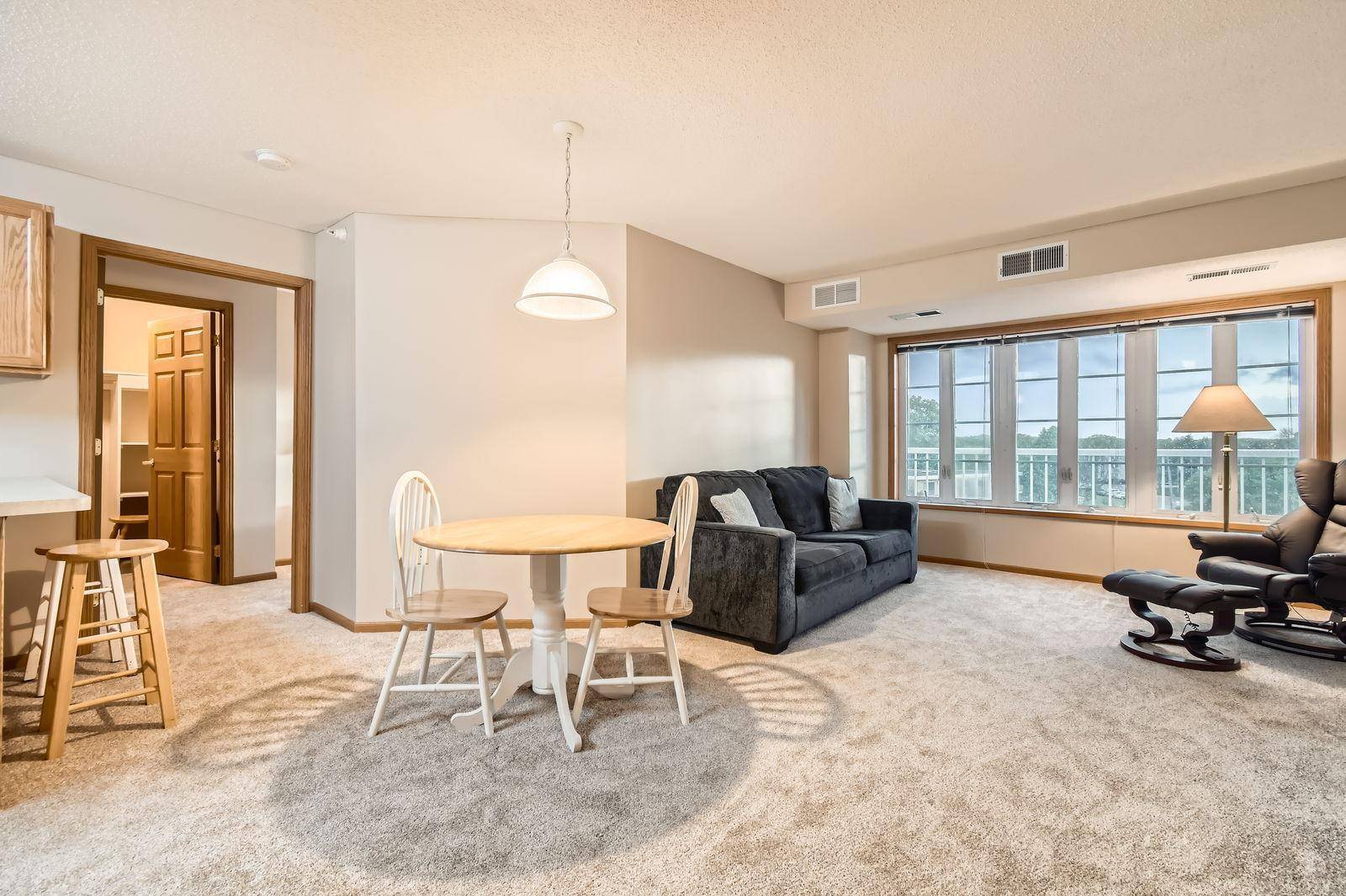 New Hope, MN 55428,5650 Boone AVE N #315