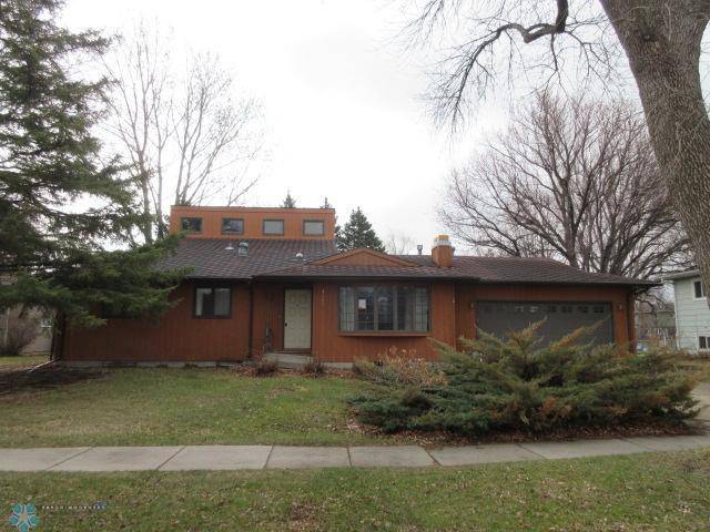Fargo, ND 58102,3307 Elm ST N