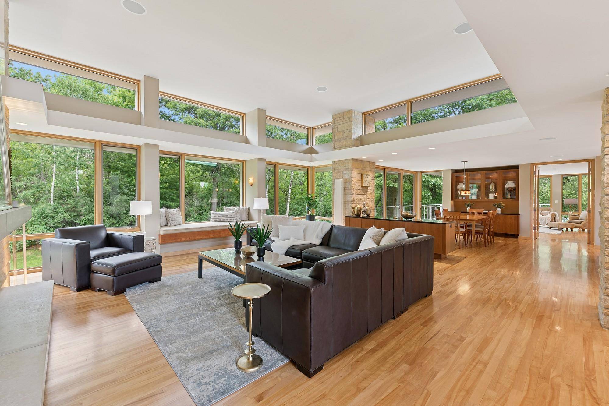 Mendota Heights, MN 55118,685 Hidden Creek TRL