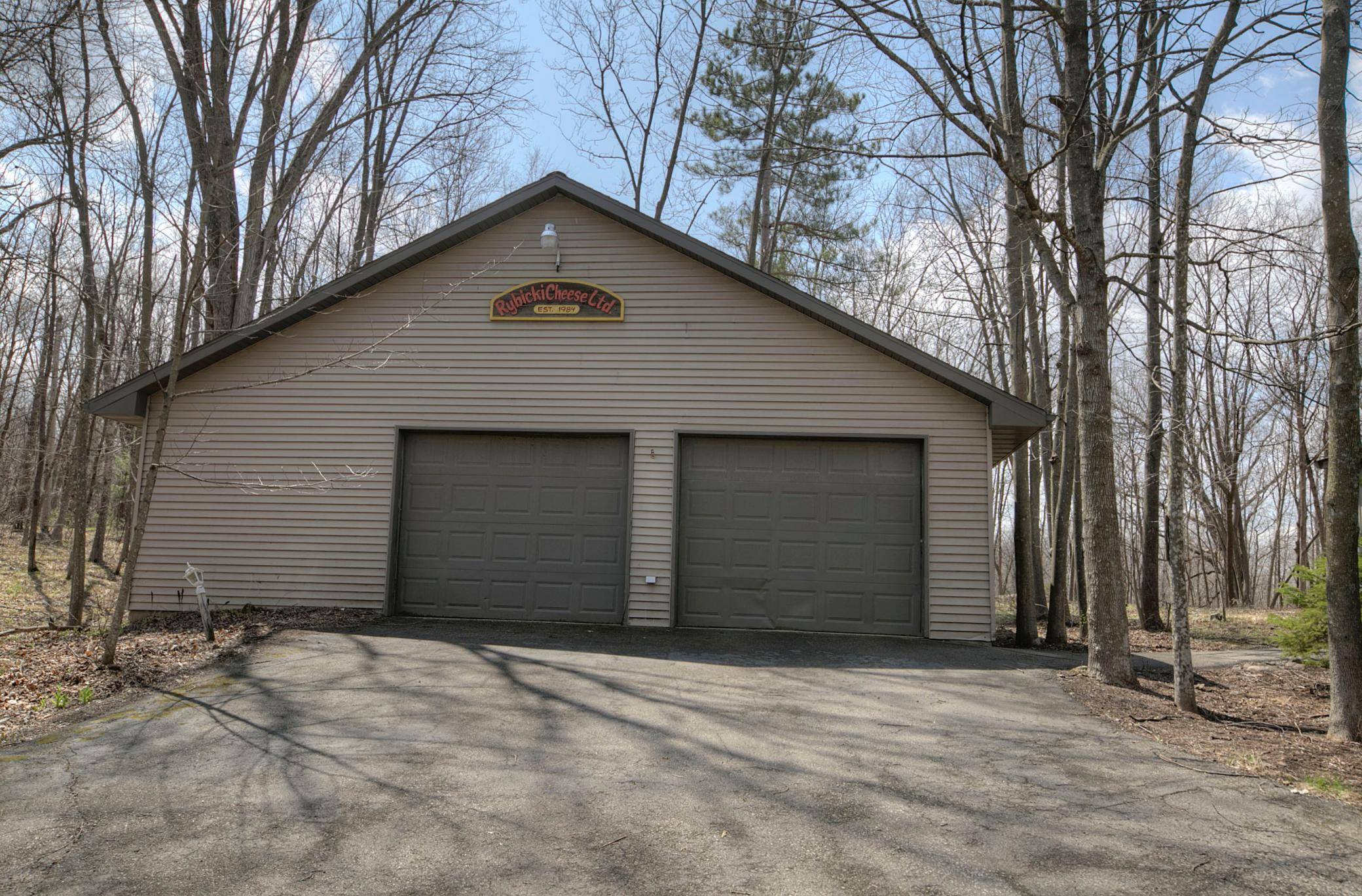 Ellsworth, WI 54011,W4245 State Road 72