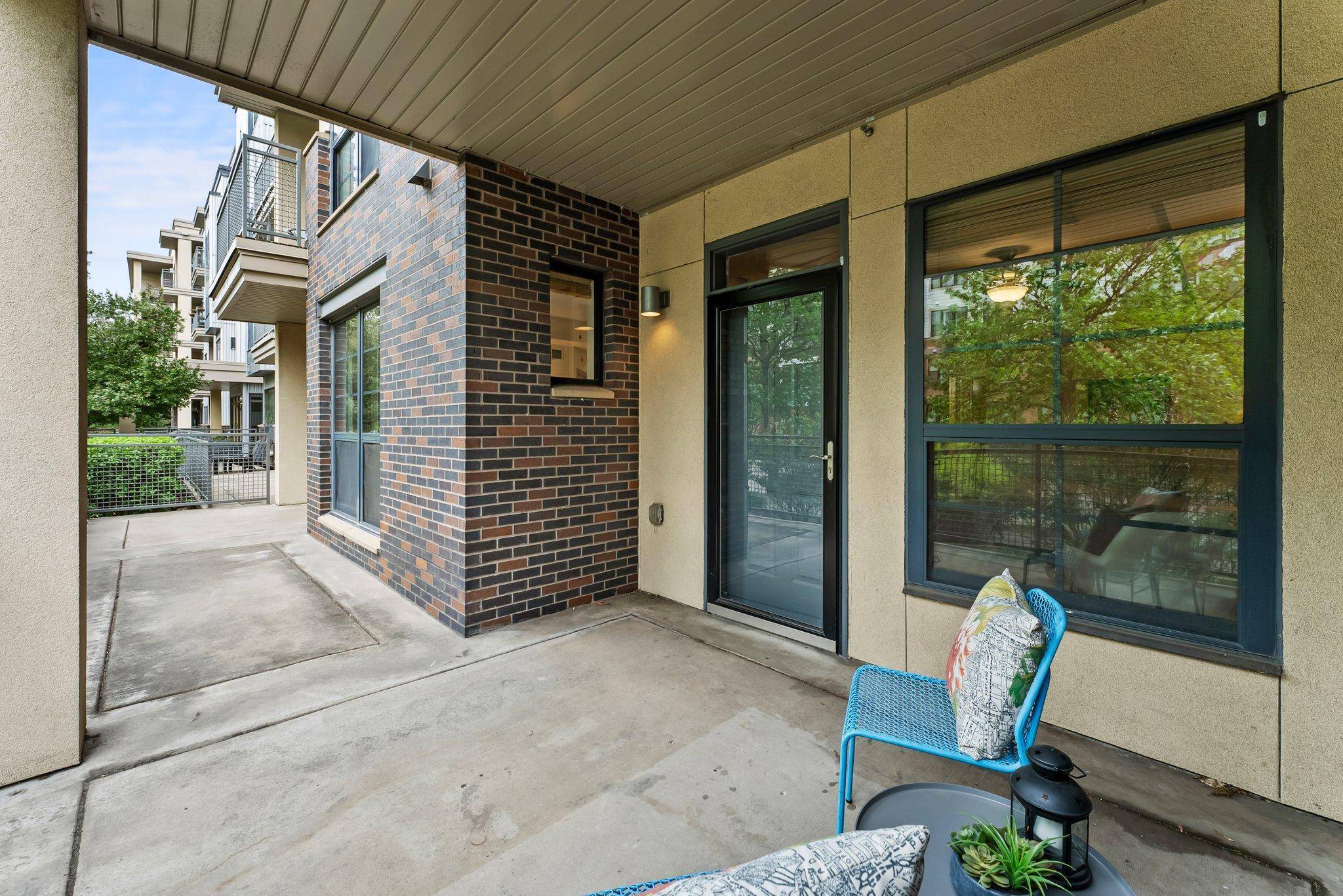 Saint Paul, MN 55114,2565 Franklin AVE #109