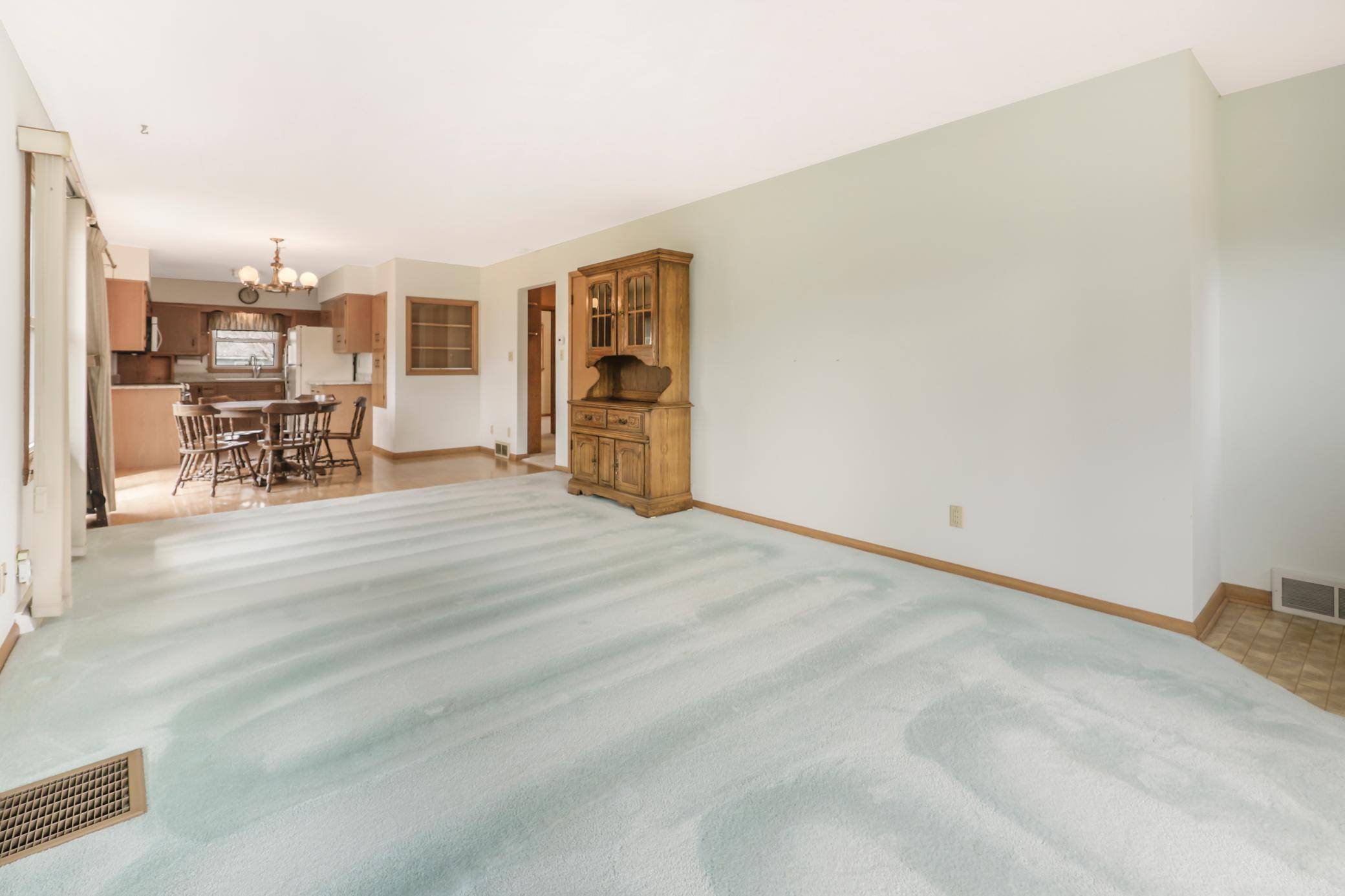 Saint Cloud, MN 56304,1217 8th AVE SE