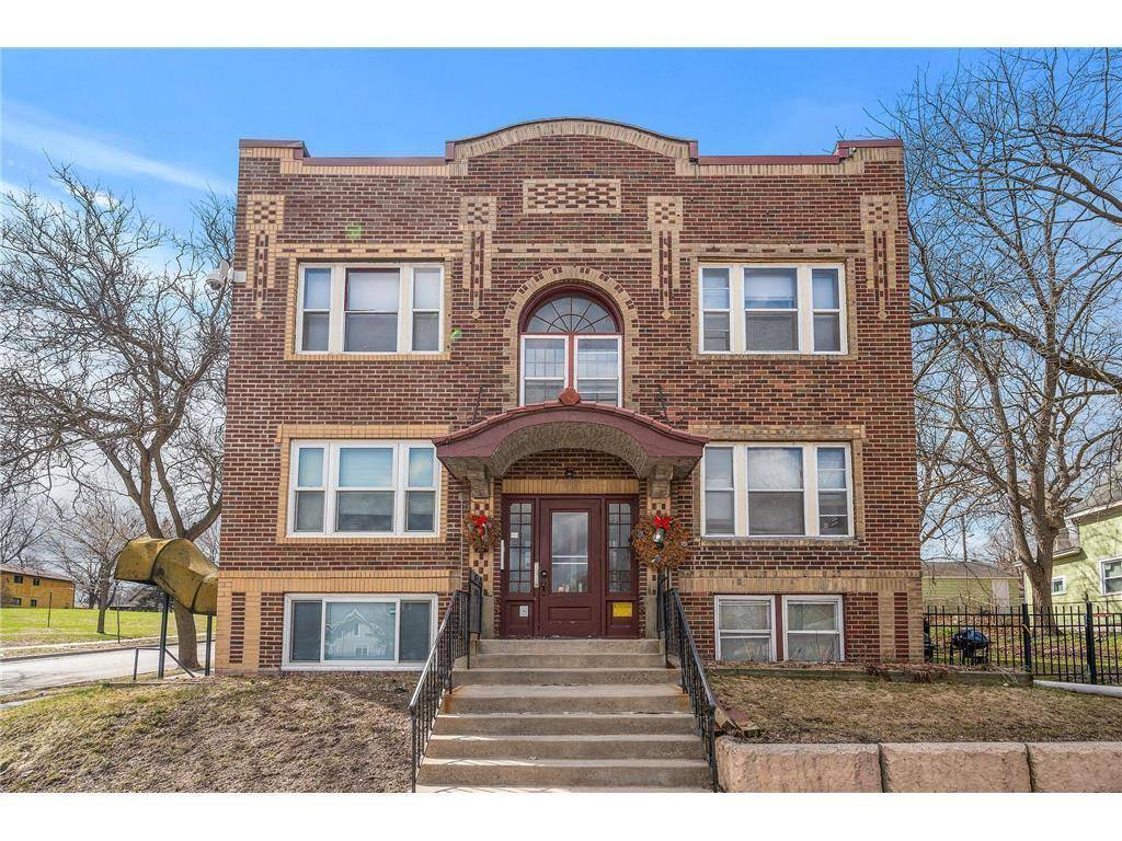 Minneapolis, MN 55411,1001 Lowry AVE N