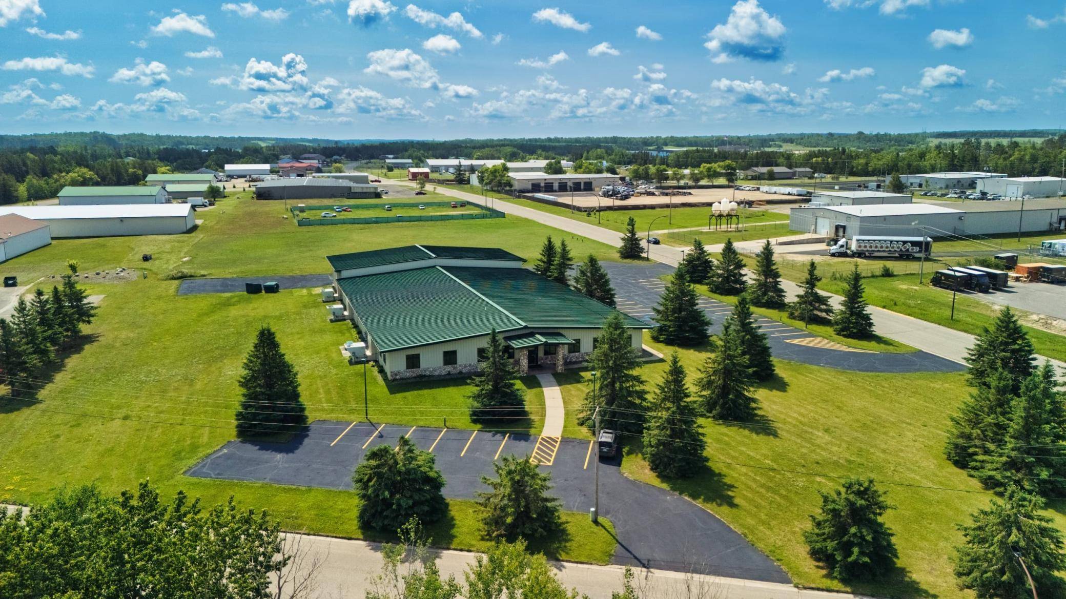 Bemidji, MN 56601,1001 Naylor DR SE