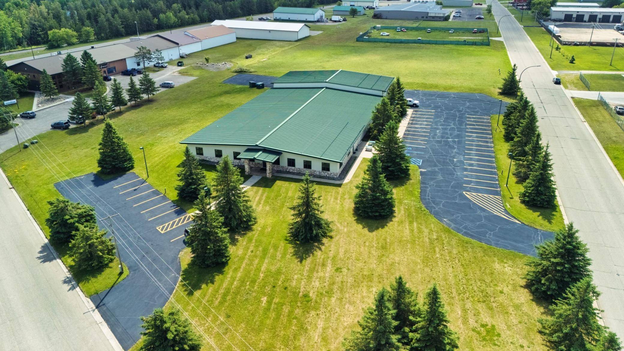 Bemidji, MN 56601,1001 Naylor DR SE