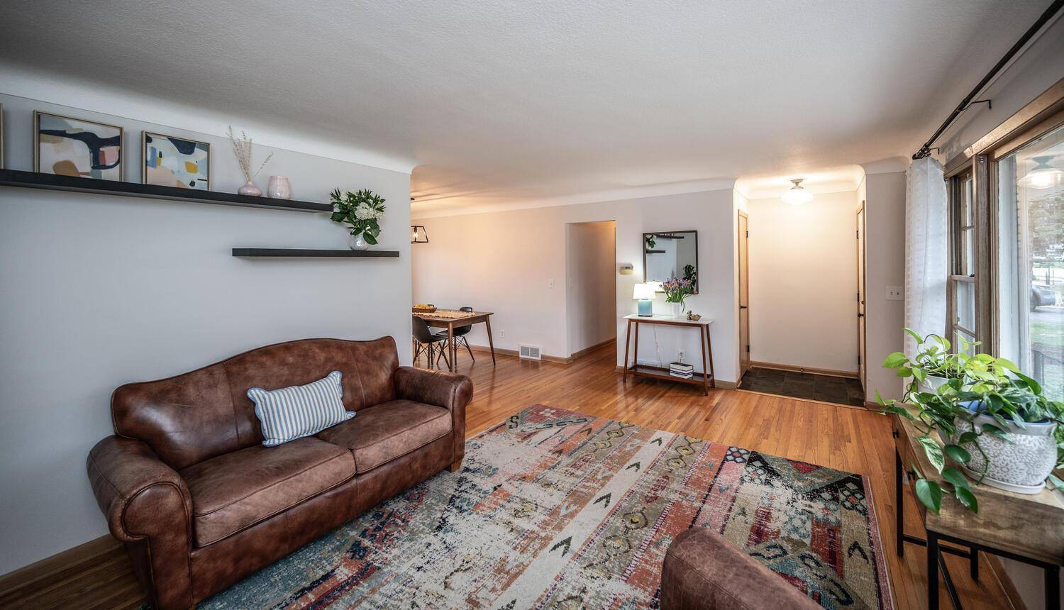 Roseville, MN 55113,803 County Road B2 W