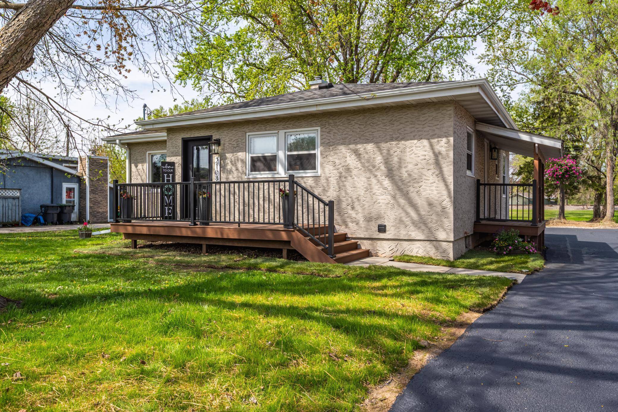 La Crosse, WI 54601,2108 29th ST S