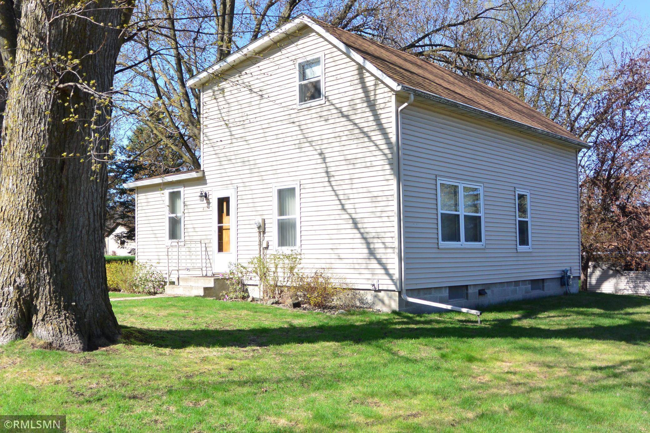 Glencoe, MN 55336,417 Greeley AVE N