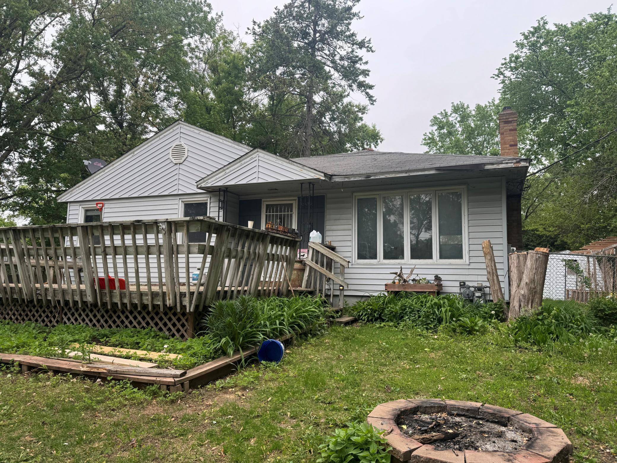 Minnetonka, MN 55305,12924 Inverness RD