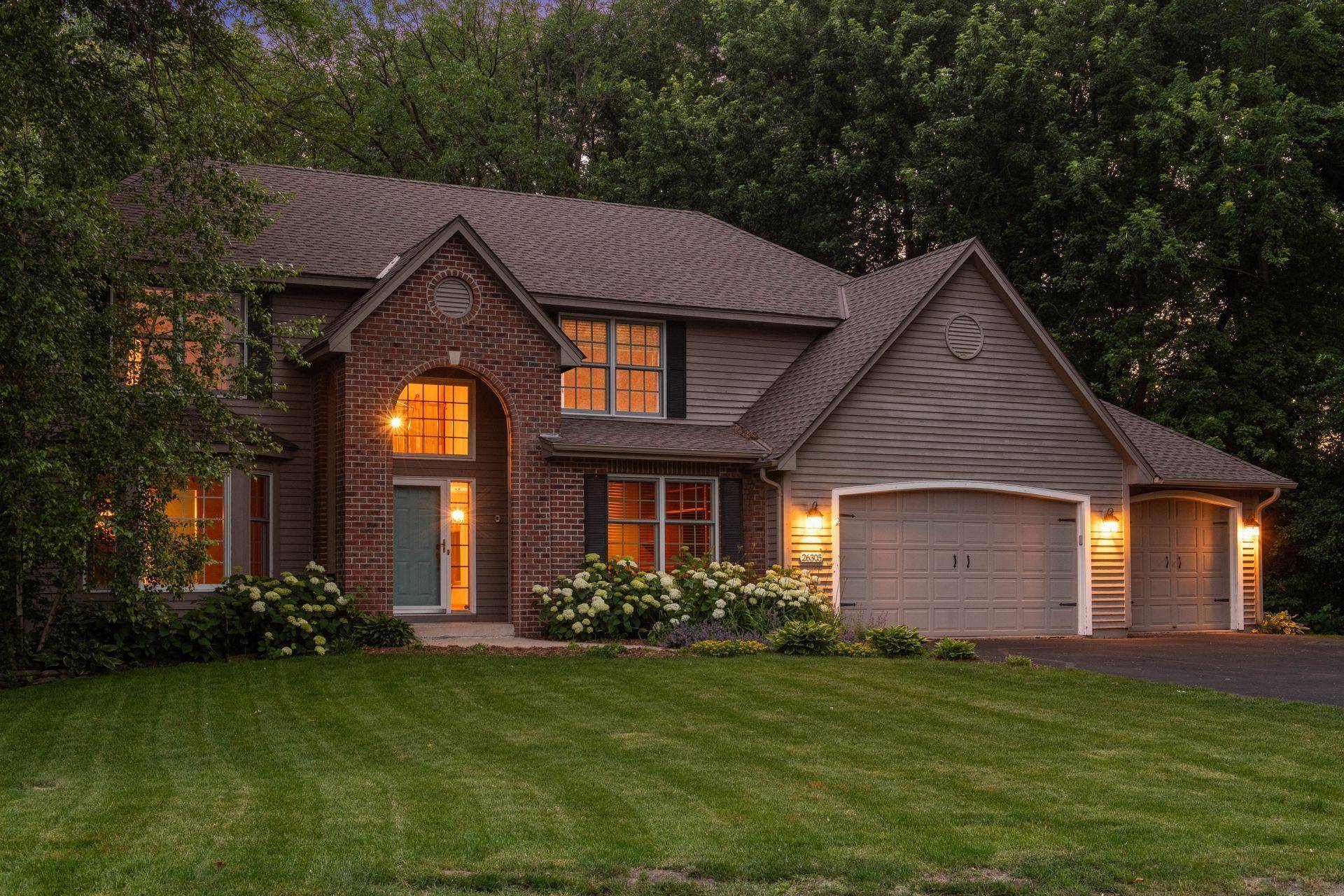Shorewood, MN 55331,26305 Oak Leaf TRL