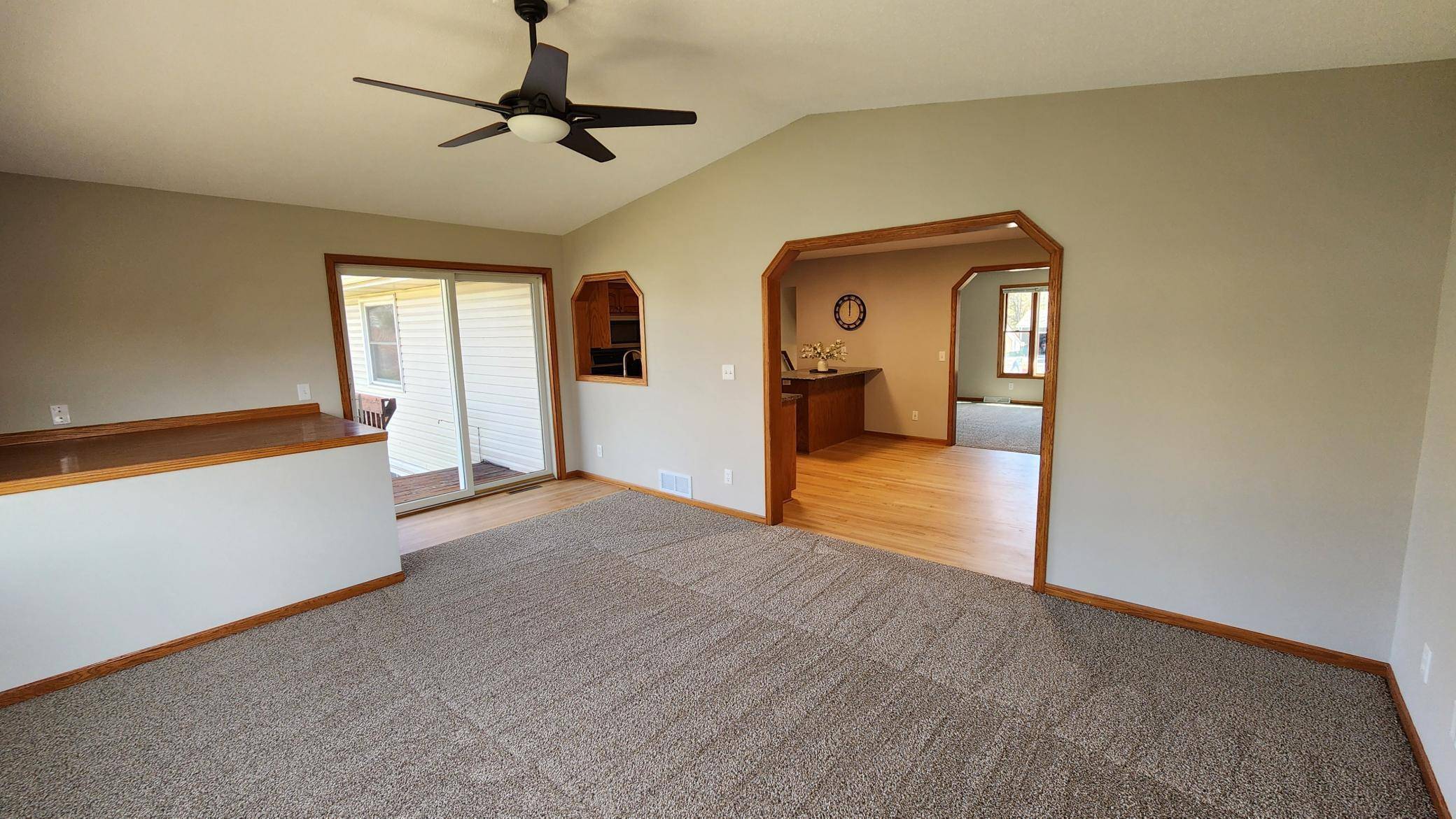 Vadnais Heights, MN 55127,571 Westfield LN