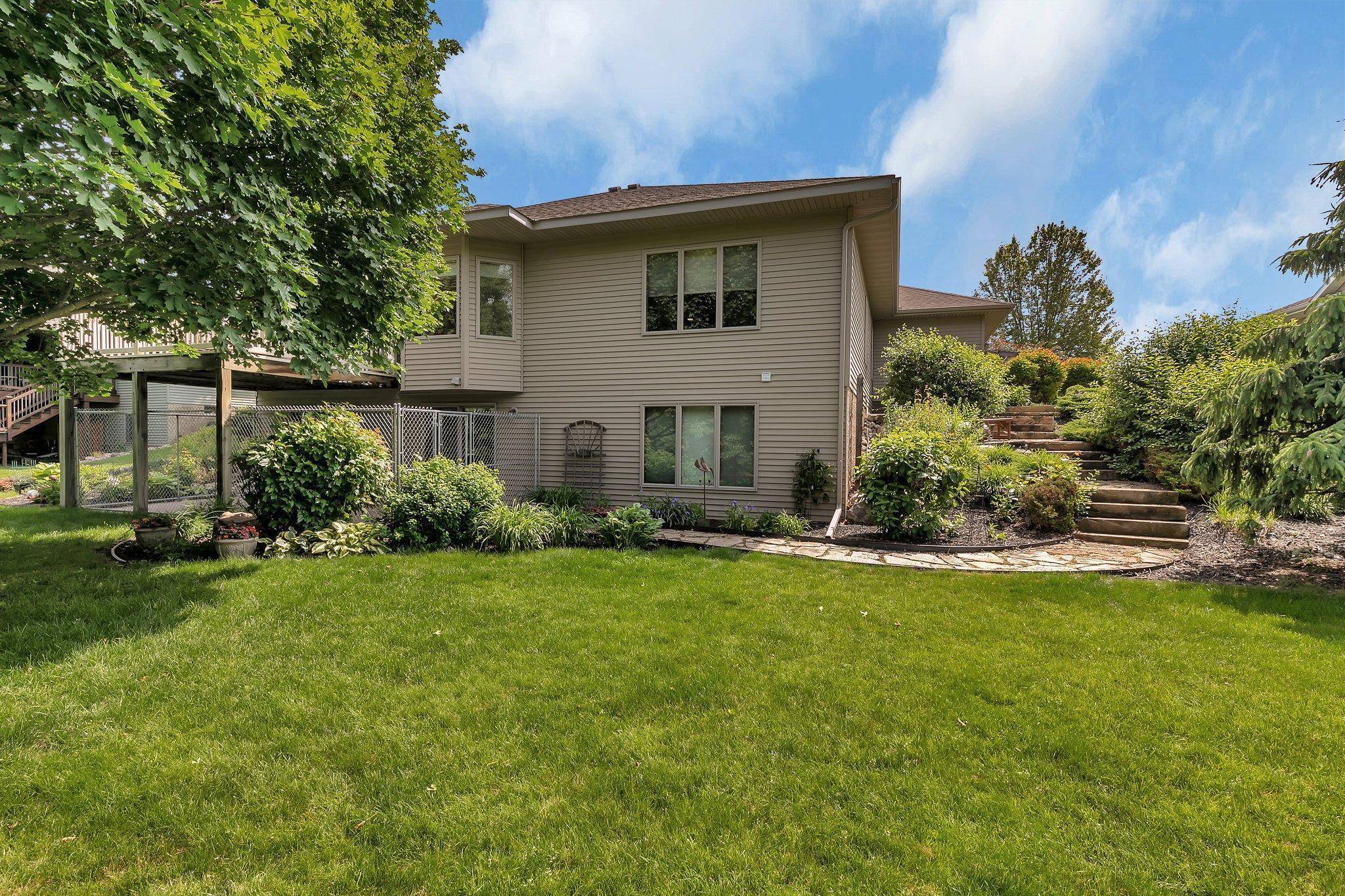 Saint Cloud, MN 56304,1419 23rd ST SE