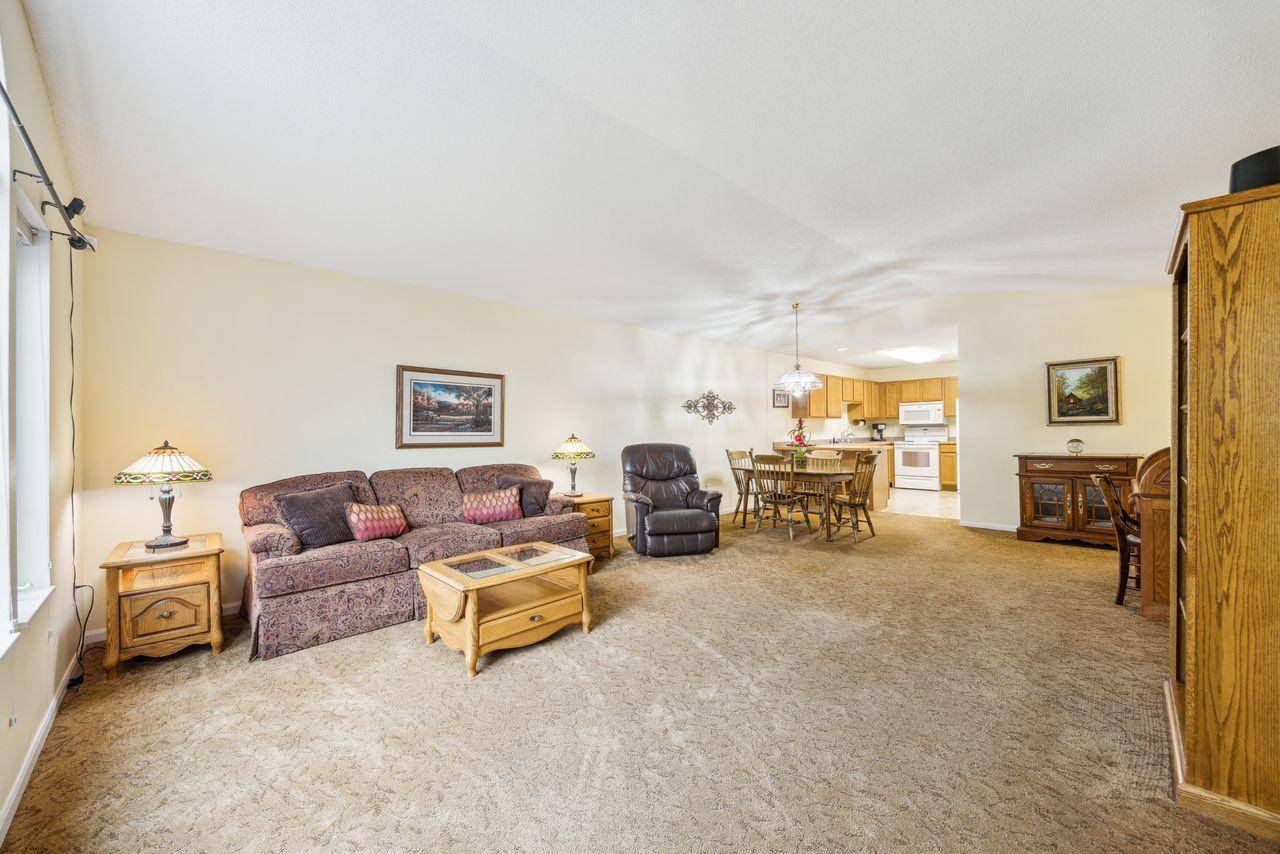 Sartell, MN 56377,400 5th ST N