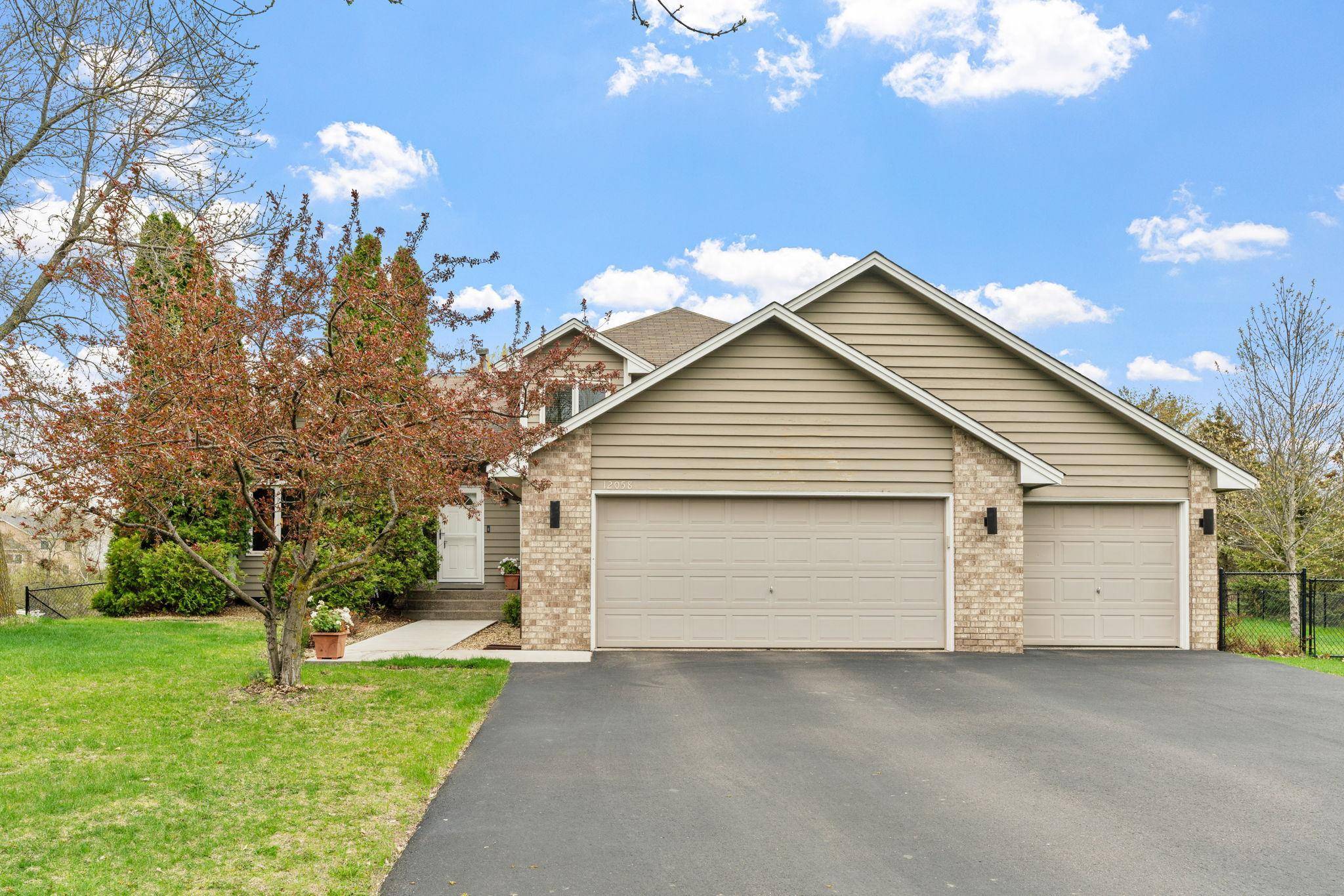 Coon Rapids, MN 55433,12058 Quay ST NW
