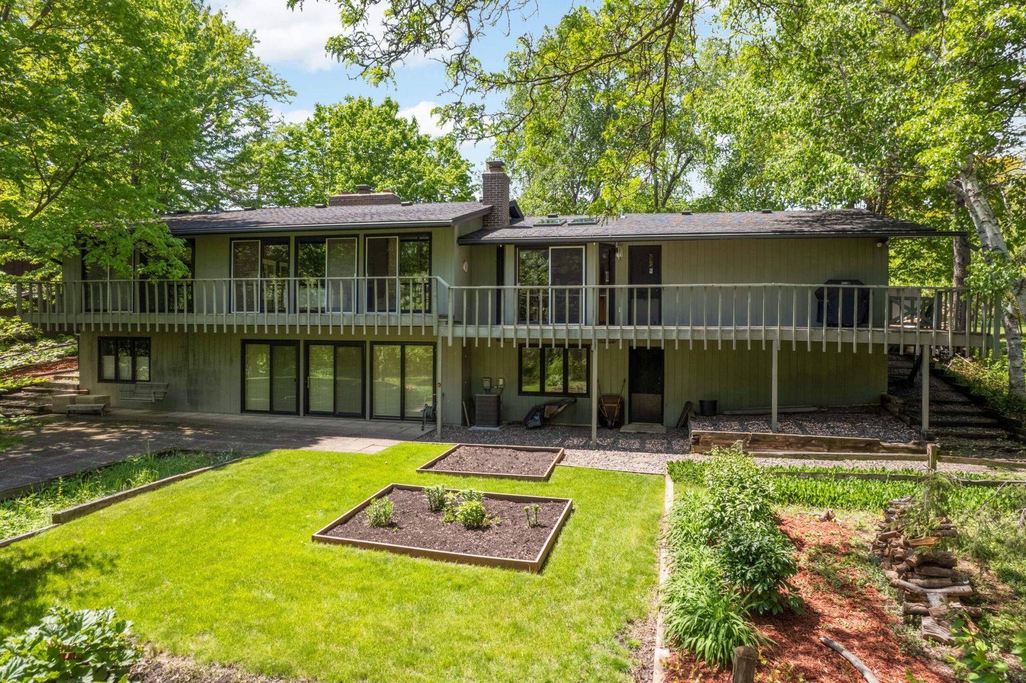 Golden Valley, MN 55422,2040 Adair AVE N