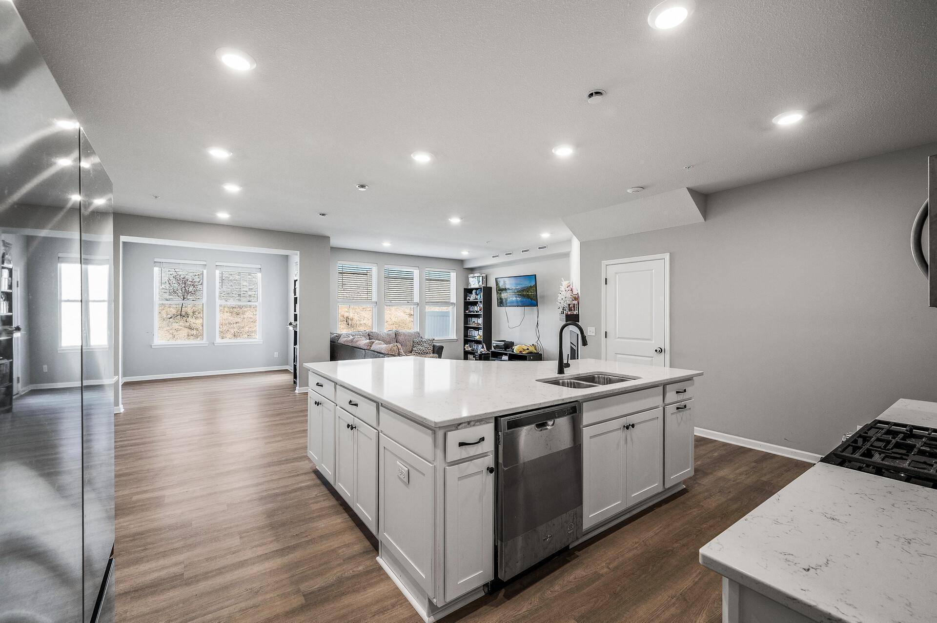 Brooklyn Park, MN 55443,5310 94th LN N