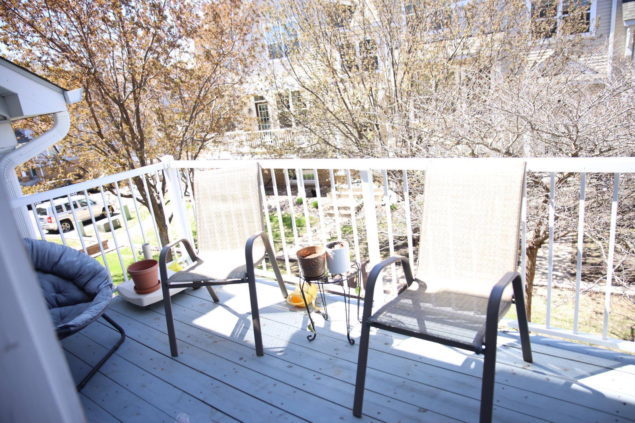 Maplewood, MN 55109,1675 Village TRL E #5