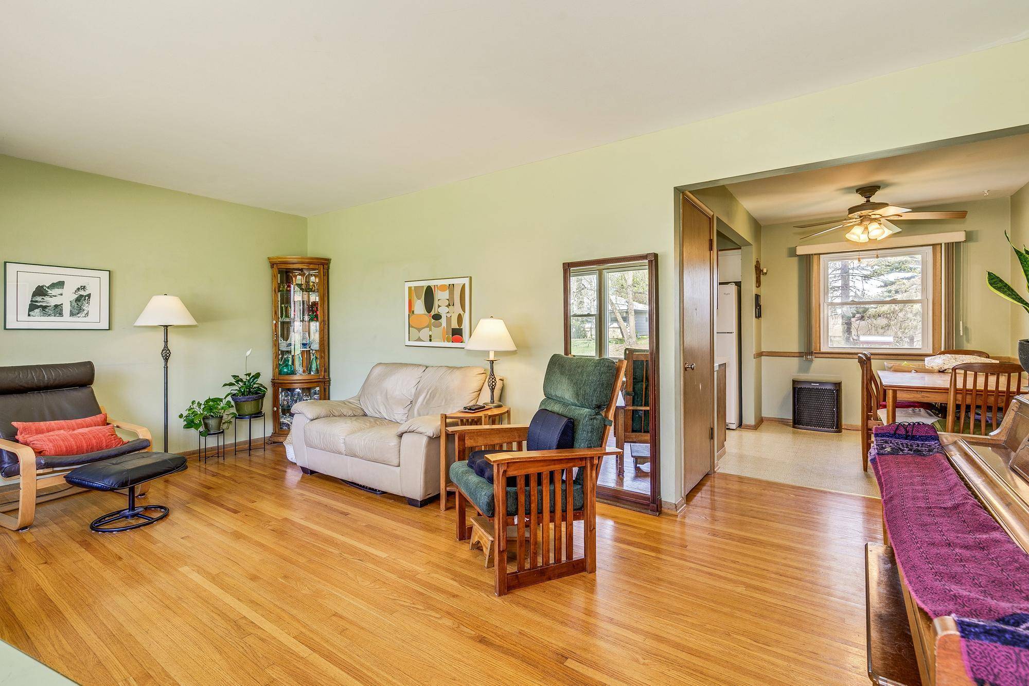 Shoreview, MN 55126,192 Demar AVE