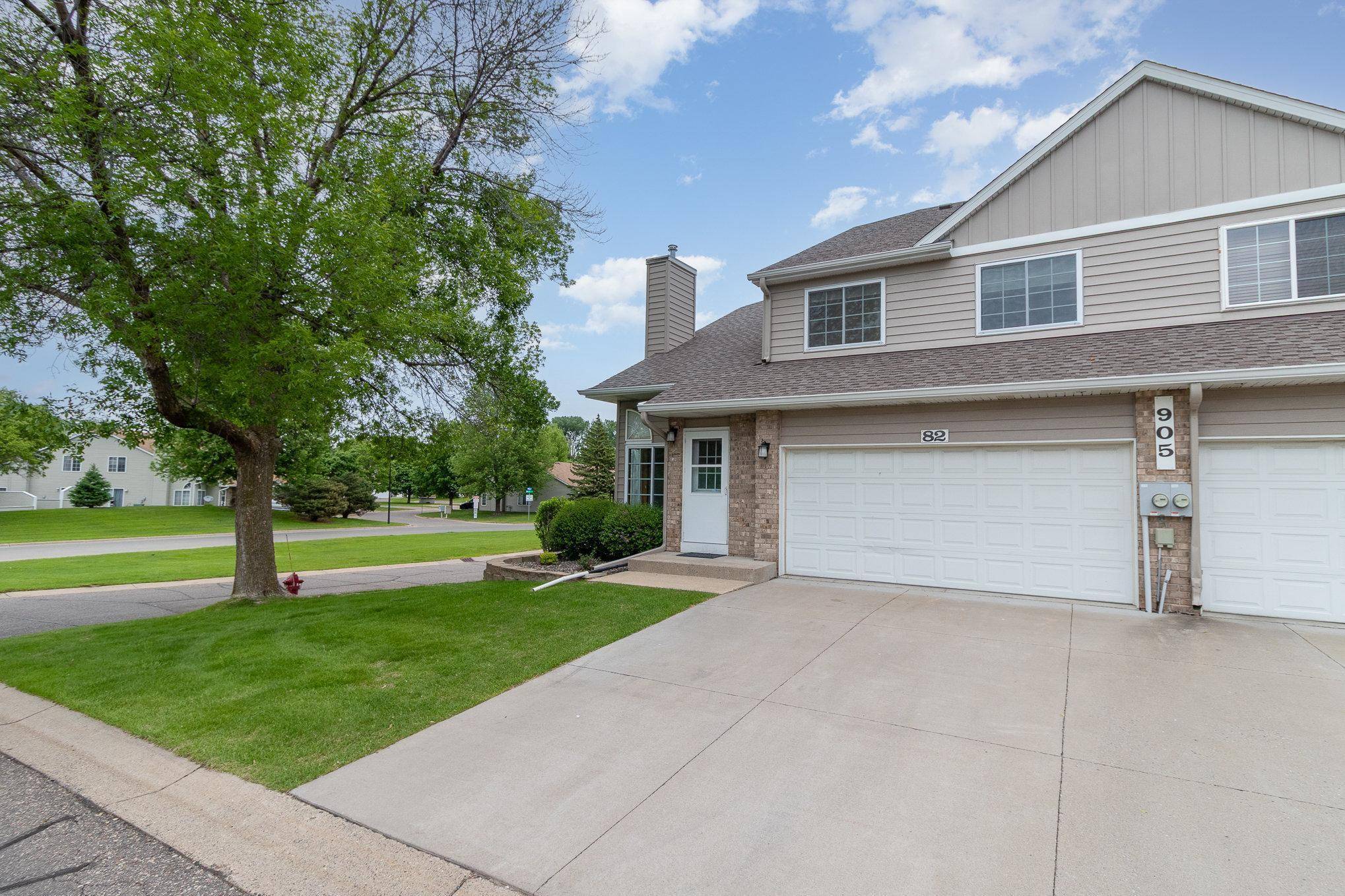 Coon Rapids, MN 55433,905 106th LN NW #82
