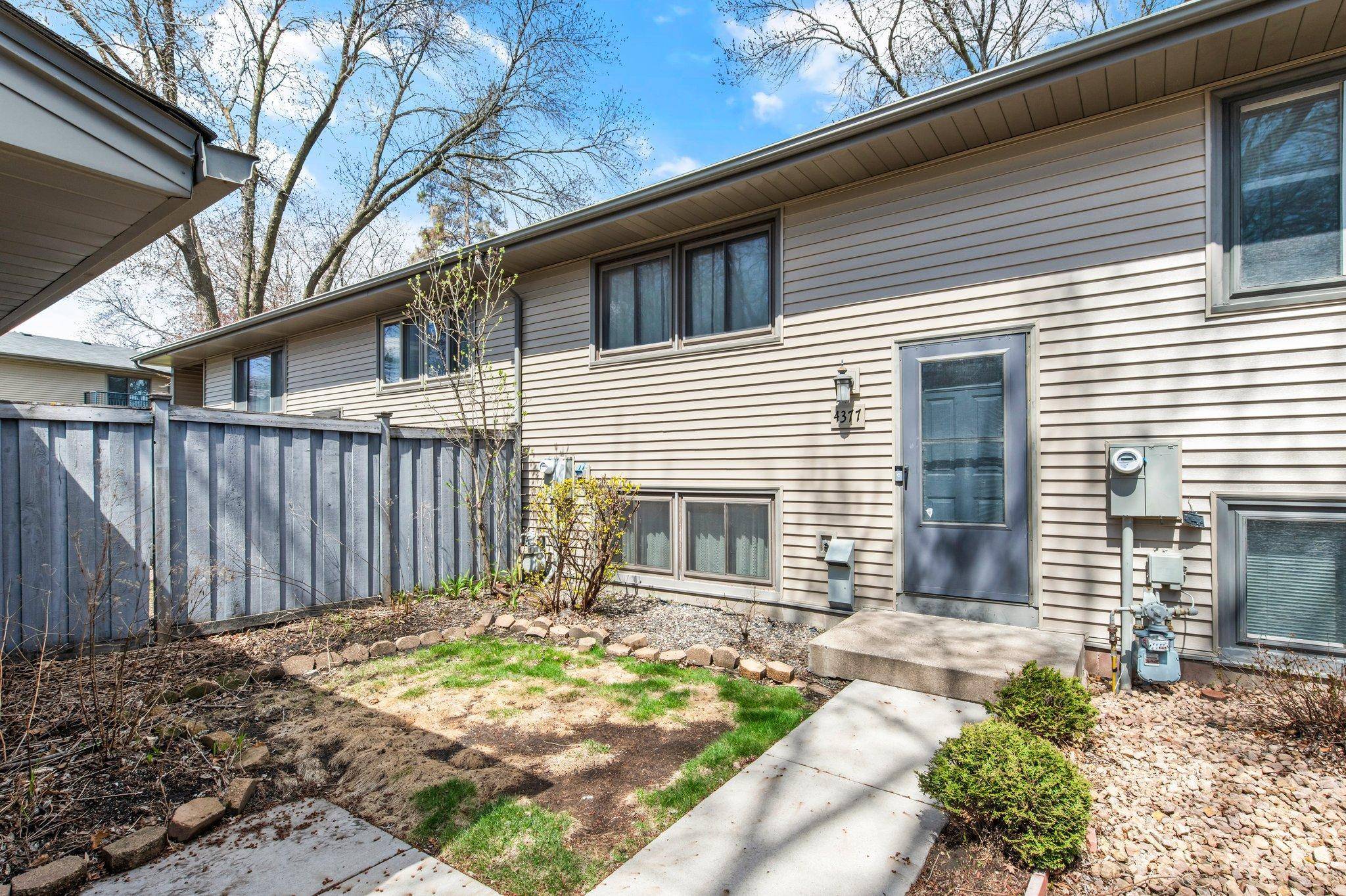 Arden Hills, MN 55112,4377 Arden View CT