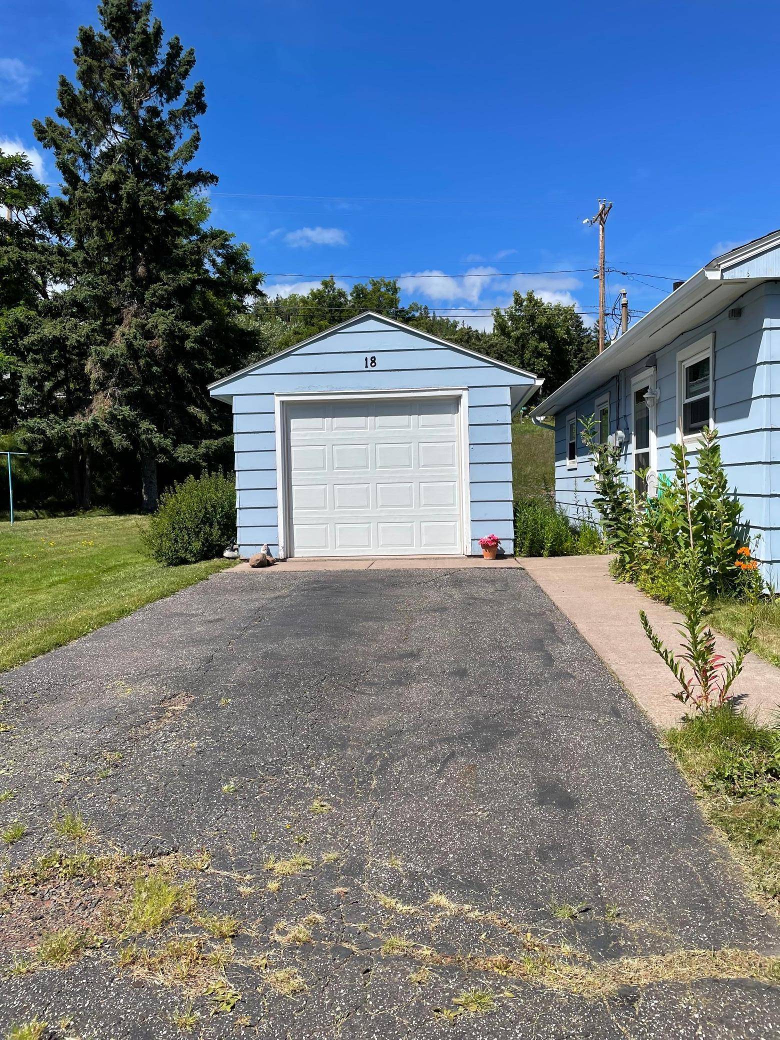 Silver Bay, MN 55614,18 Charles CIR