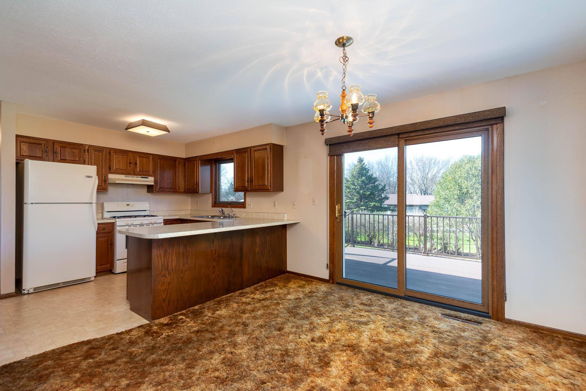 North Mankato, MN 56003,1540 Peggy LN