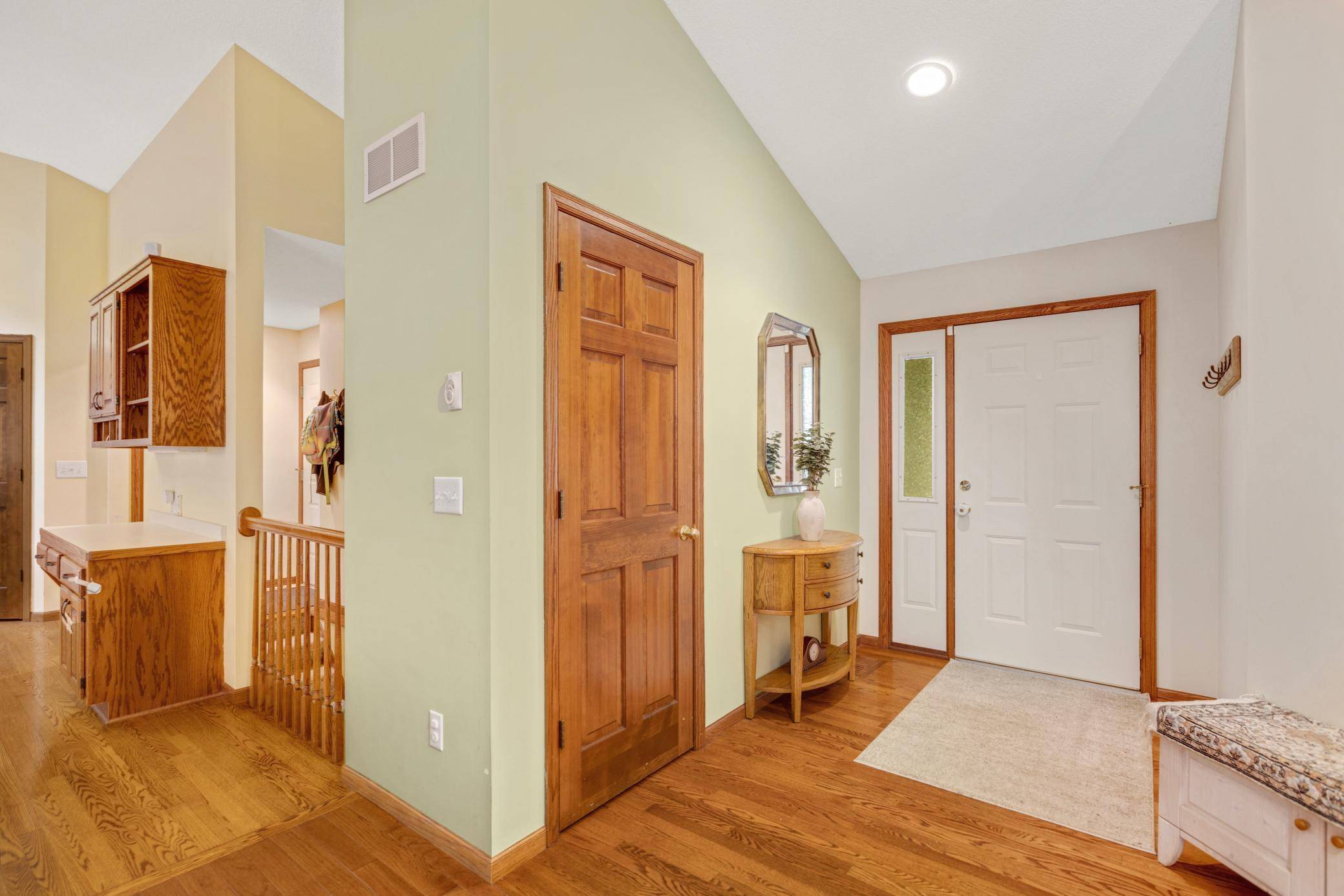 Maplewood, MN 55109,2463 Cypress ST N